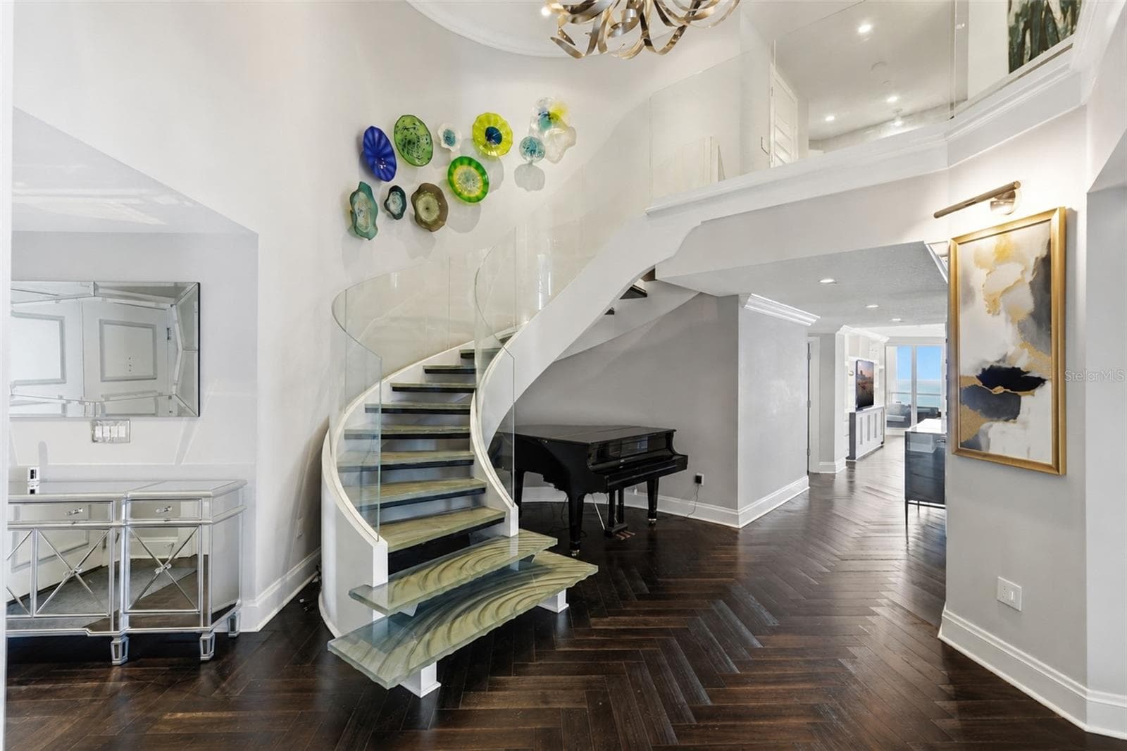 Custom millwork and herringbone hardwood floors - 100 BEACH DR NE #1900, ST PETERSBURG