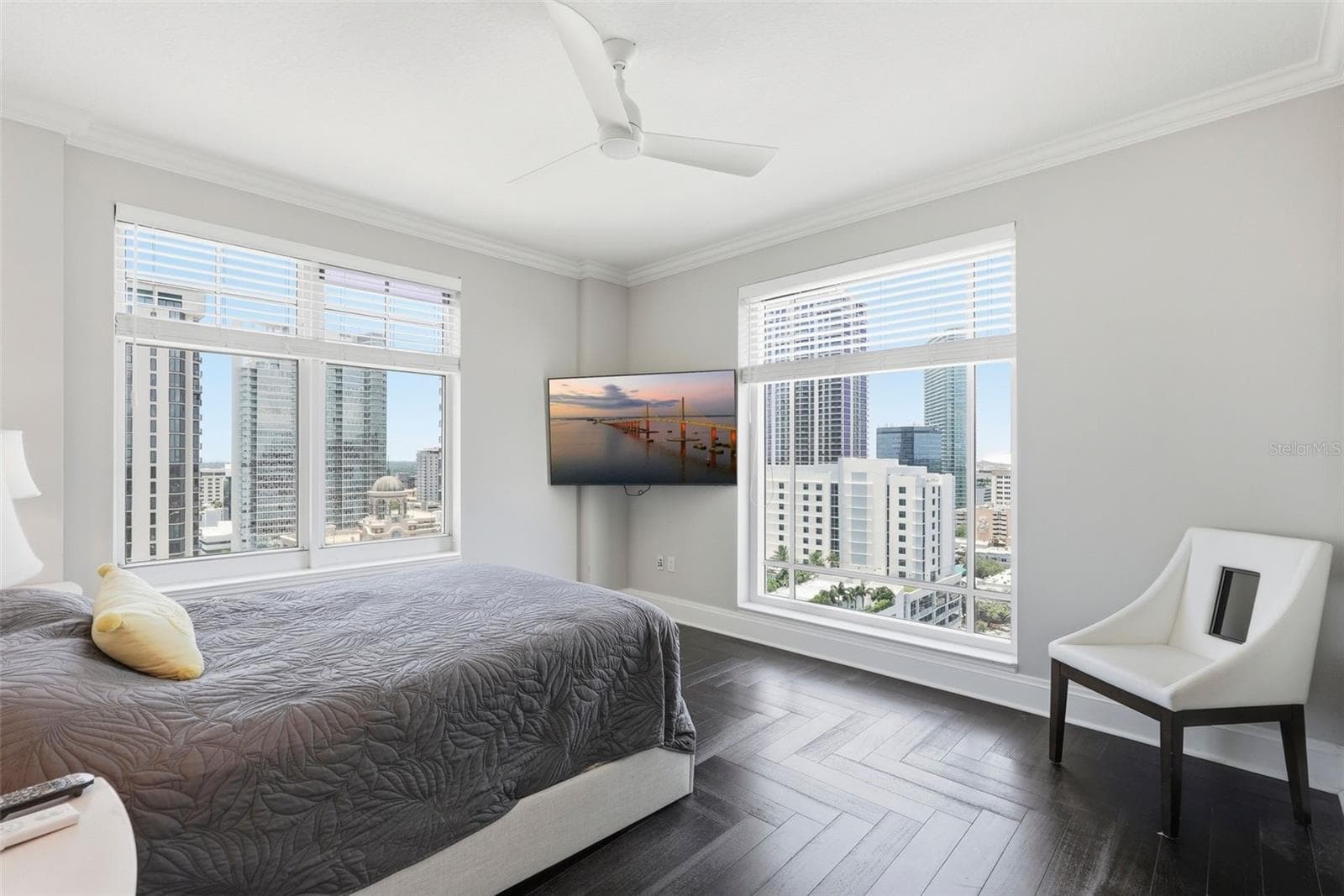 Condominium at 100 BEACH DR NE #1900, ST PETERSBURG, photo 21 of 74