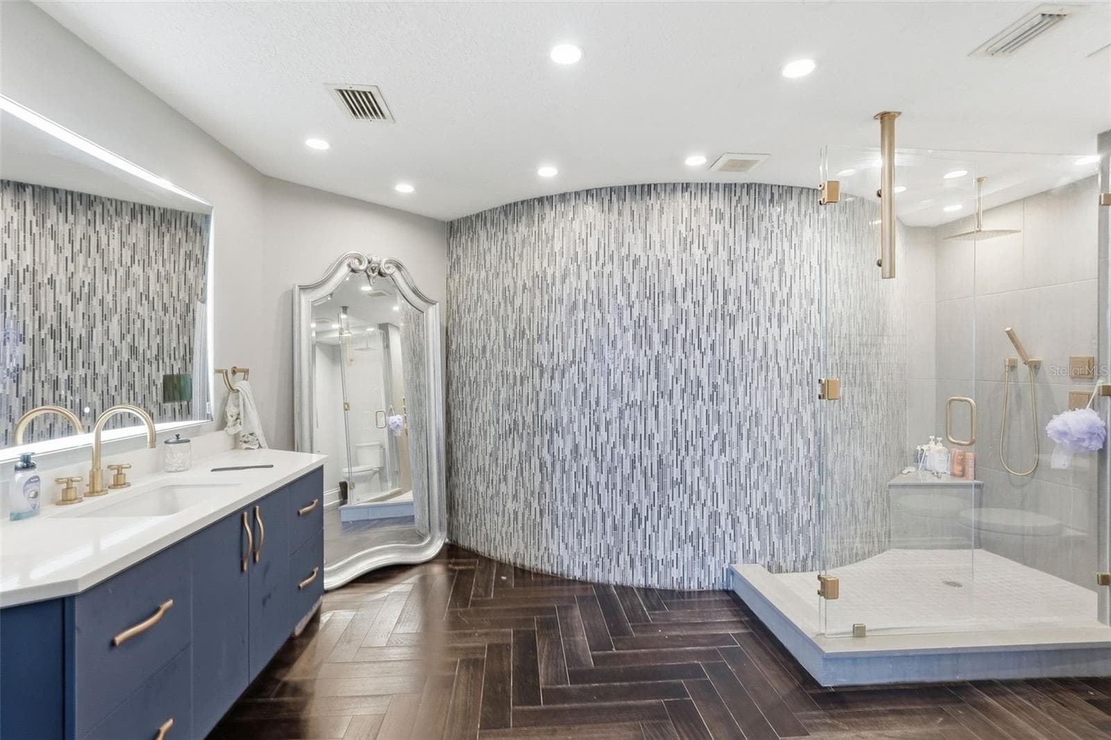 Condominium at 100 BEACH DR NE #1900, ST PETERSBURG, photo 26 of 74