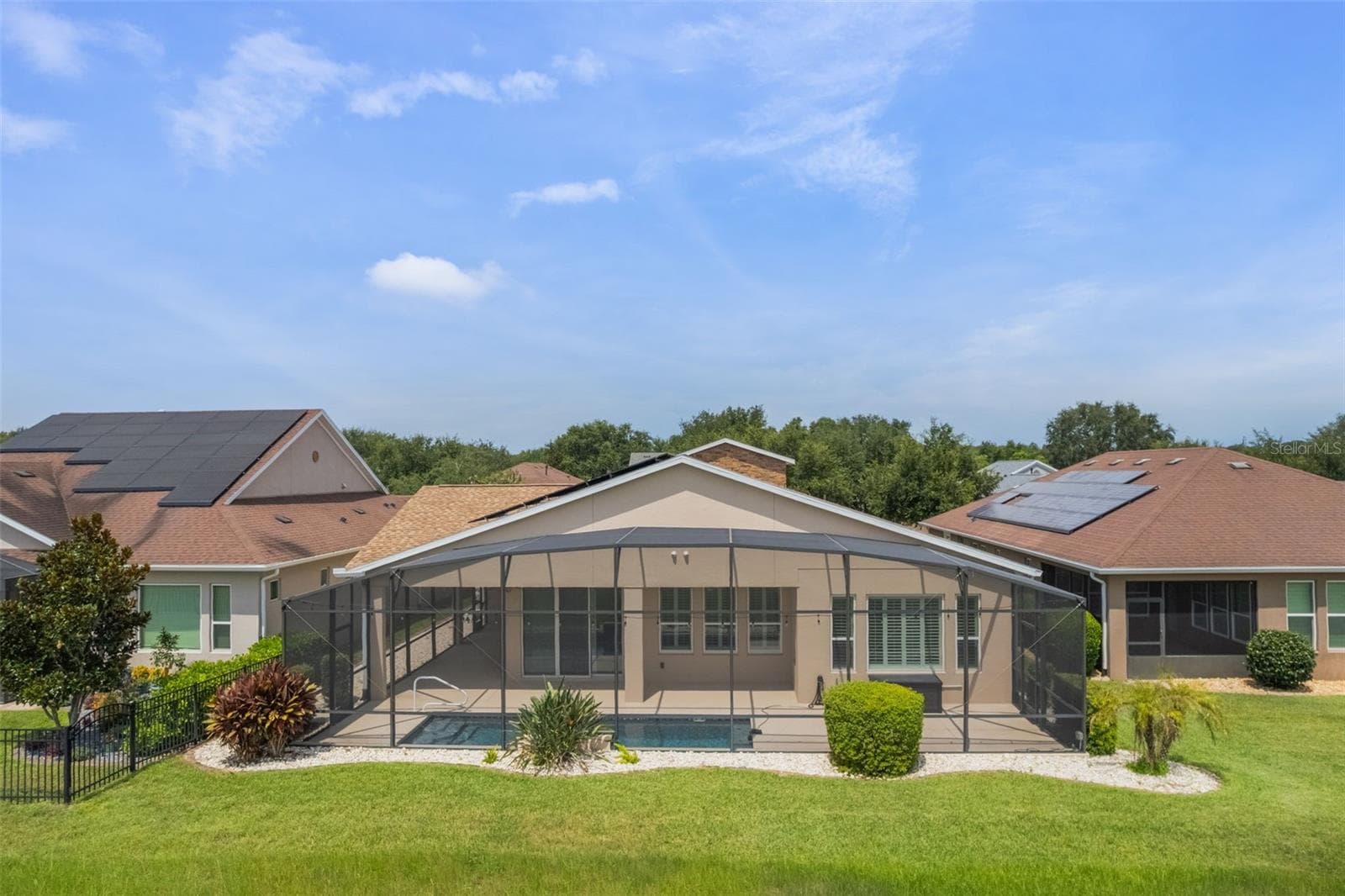 Single Family Residence at 290 SILVER MAPLE RD, GROVELAND, photo 39 of 59