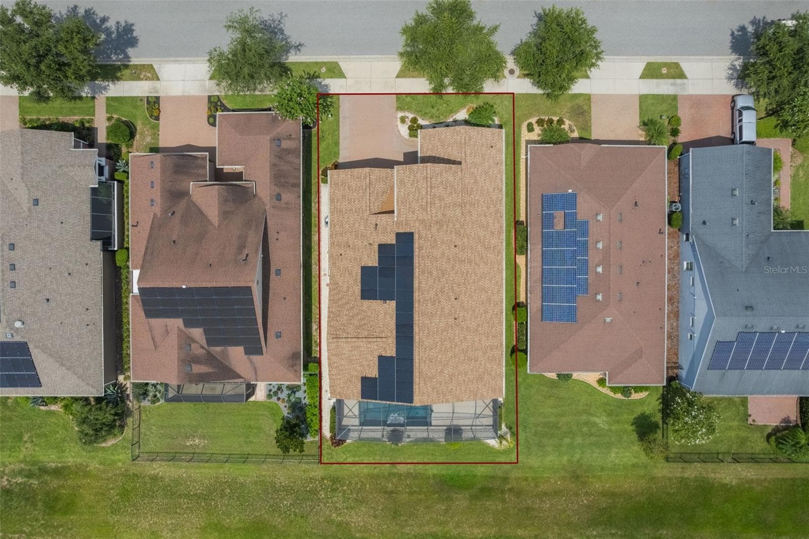Single Family Residence at 290 SILVER MAPLE RD, GROVELAND, photo 43 of 59