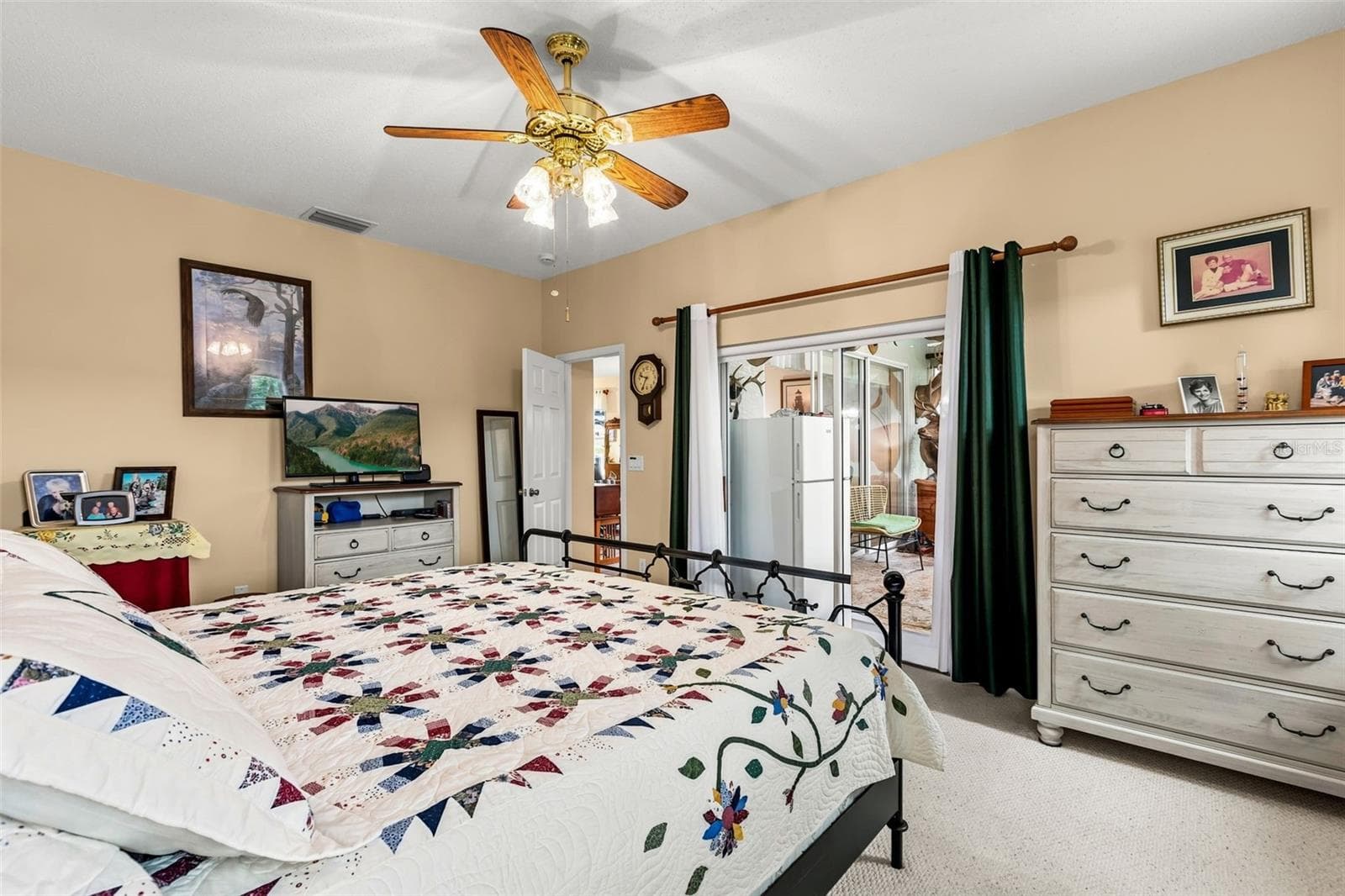 Single Family Residence at 6170 SAILBOAT AVE, TAVARES, photo 11 of 31