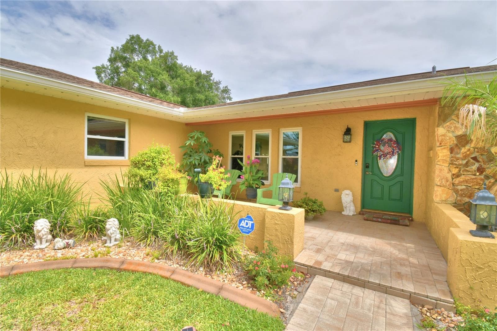 Single Family Residence at 902 CRESTVIEW DR, AUBURNDALE, photo 6 of 65