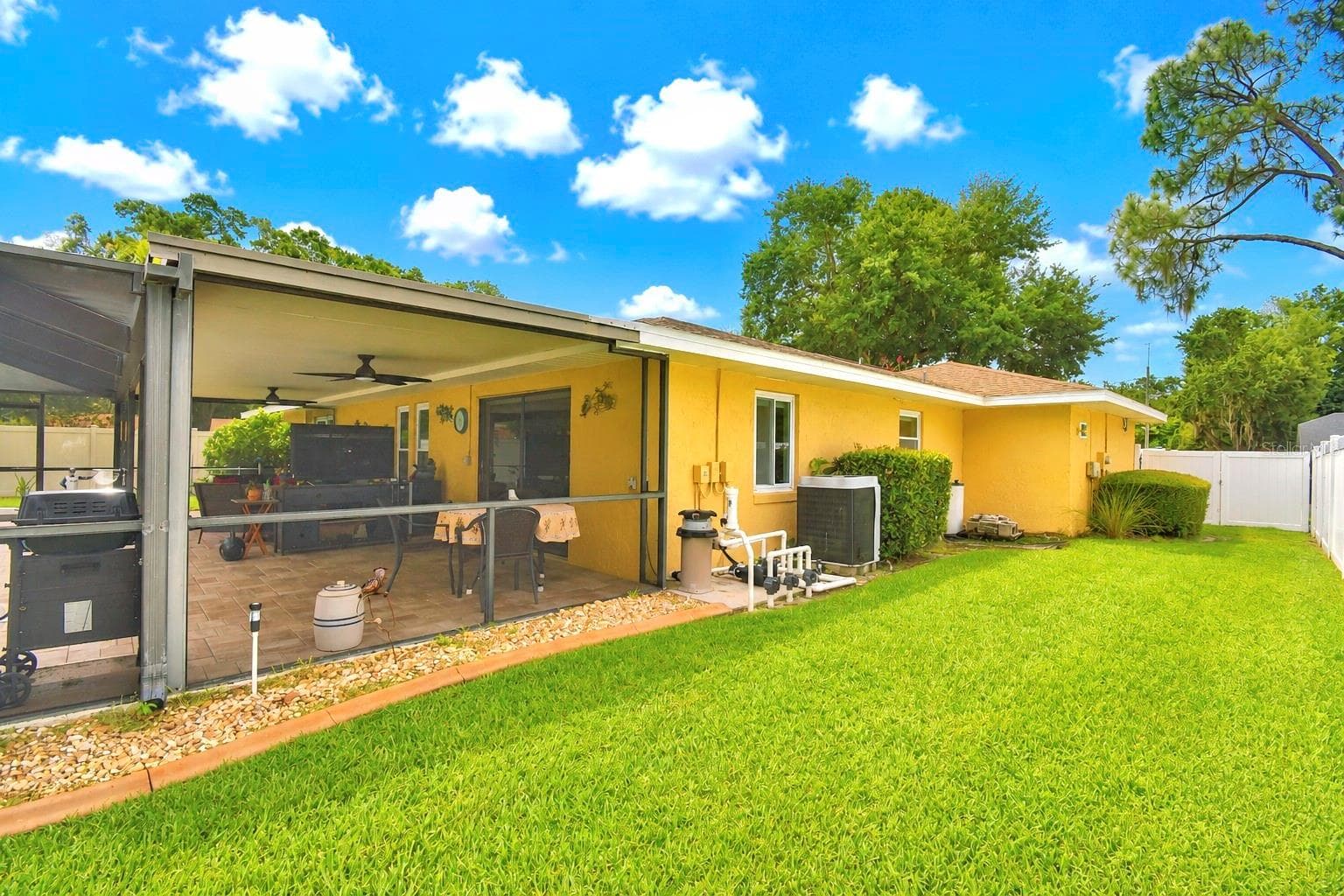 Single Family Residence at 902 CRESTVIEW DR, AUBURNDALE, photo 16 of 65