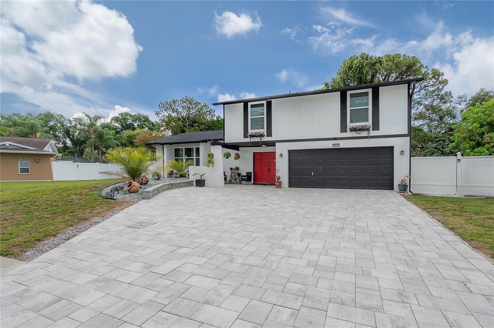 7312 NOVA CIR