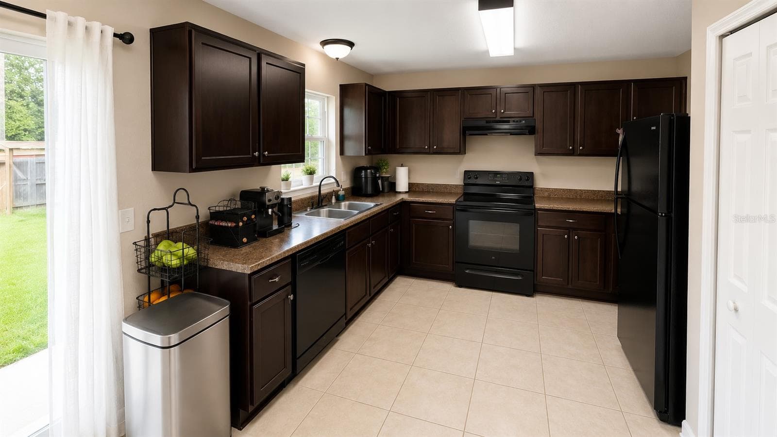 Single Family Residence at 16222 SW 28TH CT, OCALA, photo 6 of 16