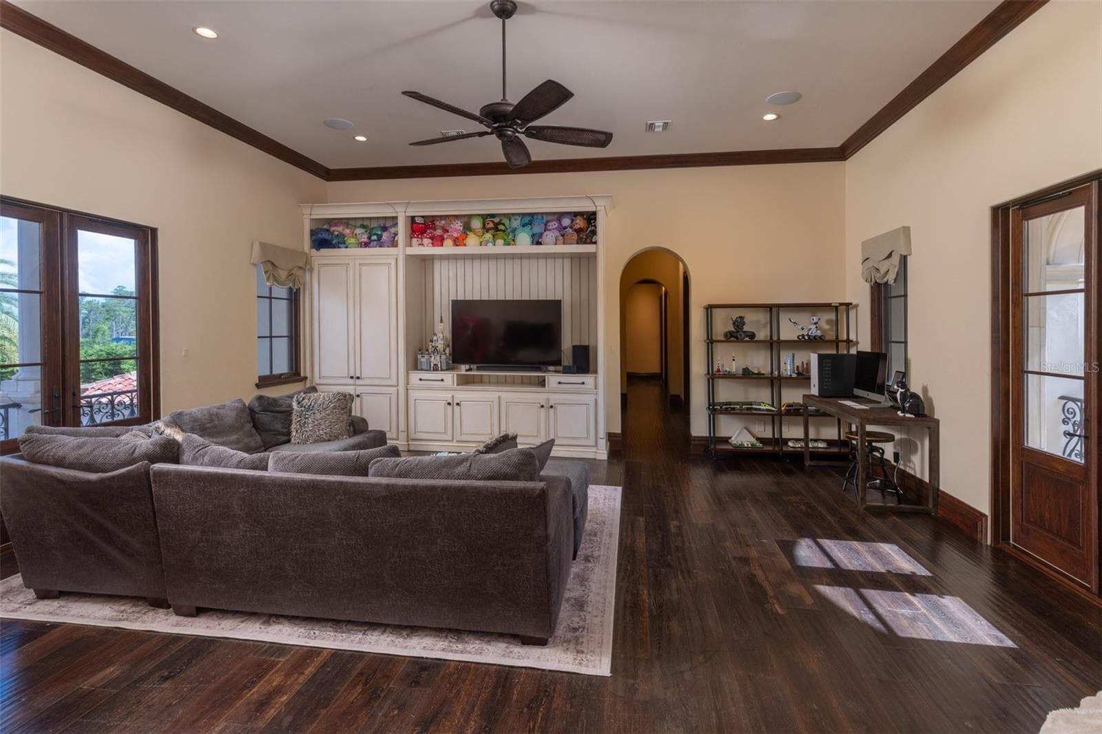 Single Family Residence at 6119 GROSVENOR SHORE DR, WINDERMERE, photo 48 of 97