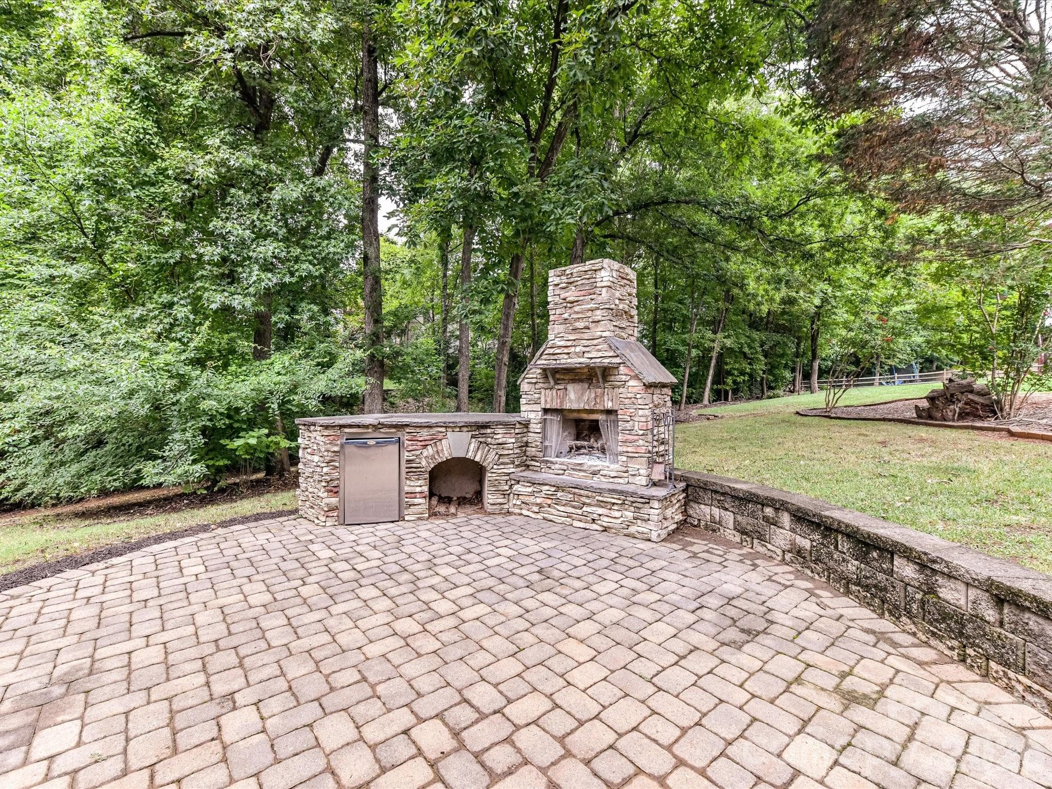 Single Family Residence at 5707 Durston Court, Charlotte, photo 10 of 49