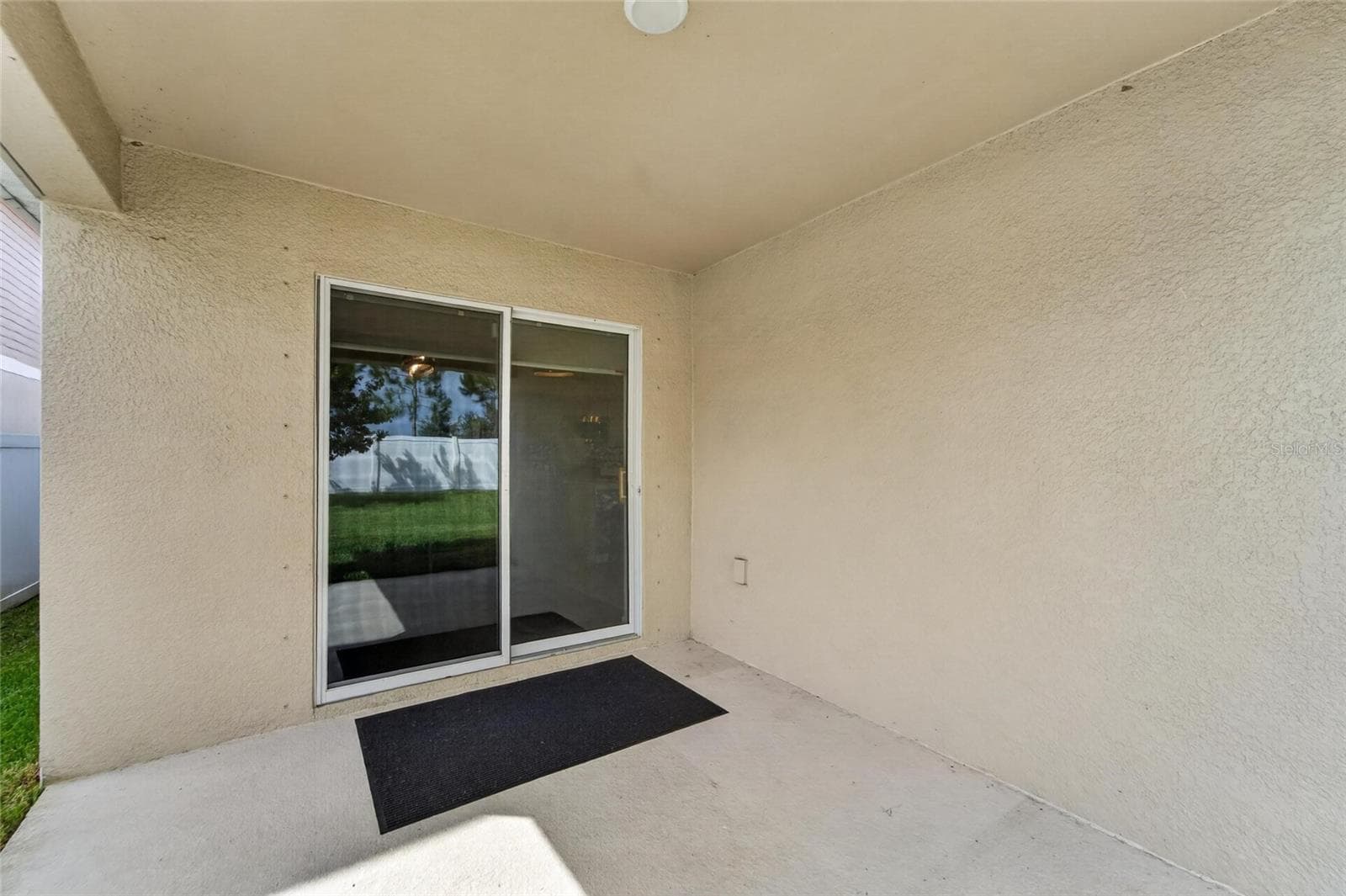 Single Family Residence at 12820 BENT TWIG DR, RIVERVIEW, photo 13 of 86