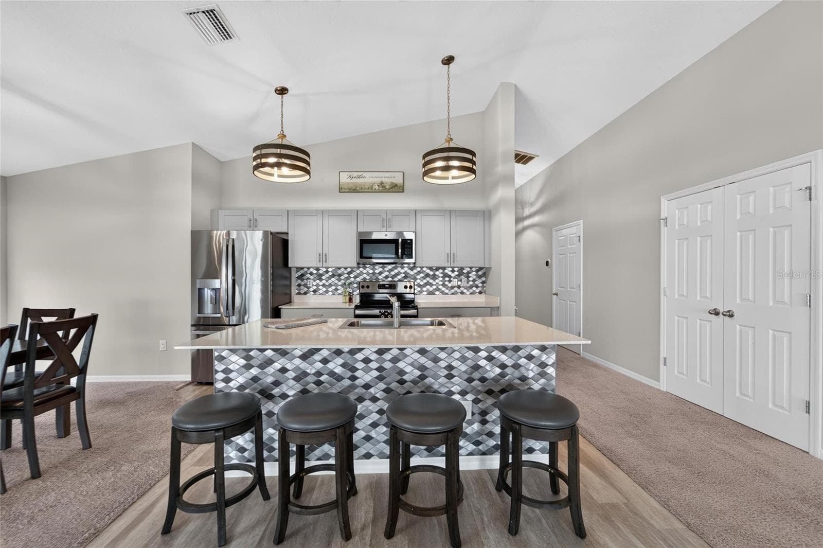 Single Family Residence at 12820 BENT TWIG DR, RIVERVIEW, photo 25 of 86