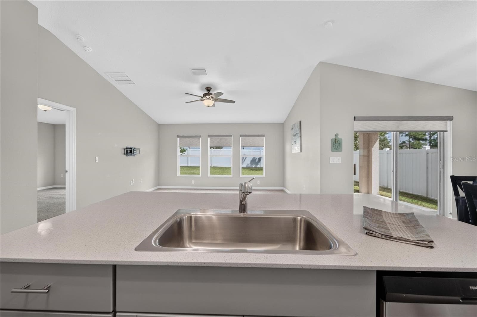 Single Family Residence at 12820 BENT TWIG DR, RIVERVIEW, photo 22 of 86
