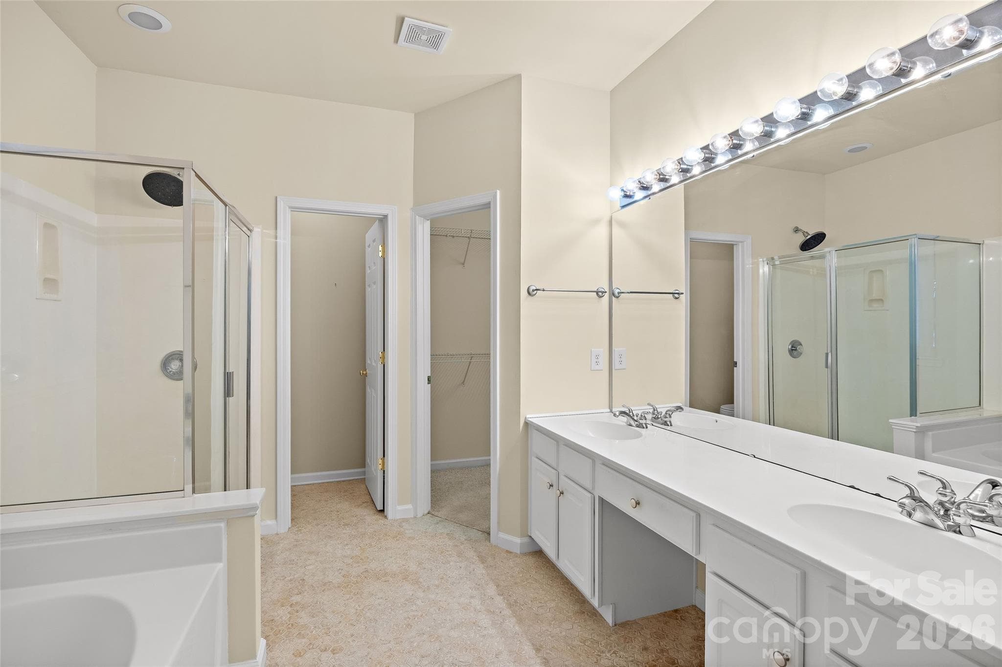 Single Family Residence at 12036 Humboldt Drive, Charlotte, photo 12 of 33