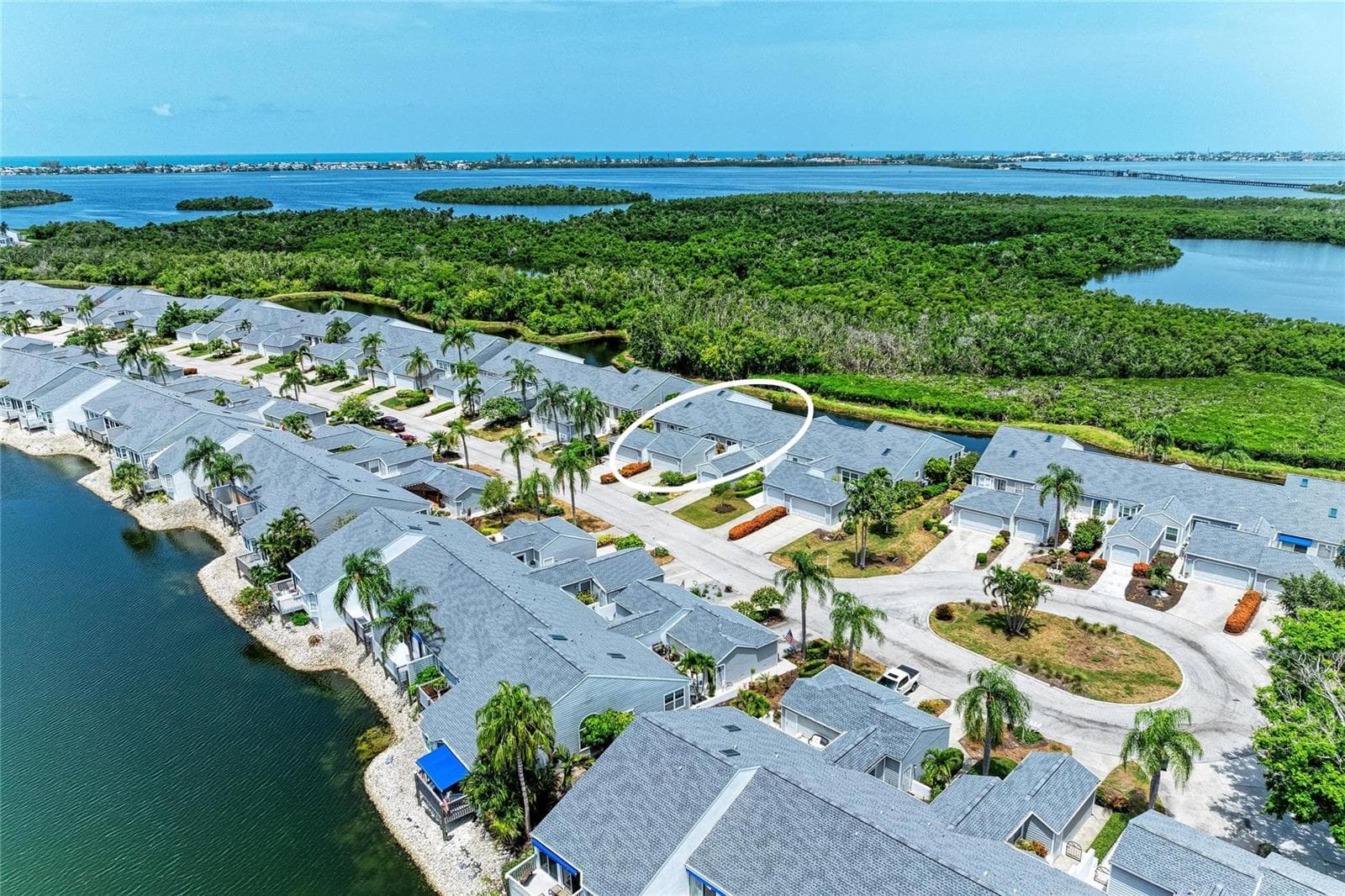 Single Family Residence at 1218 SPOONBILL LANDINGS CIR, BRADENTON, photo 45 of 68