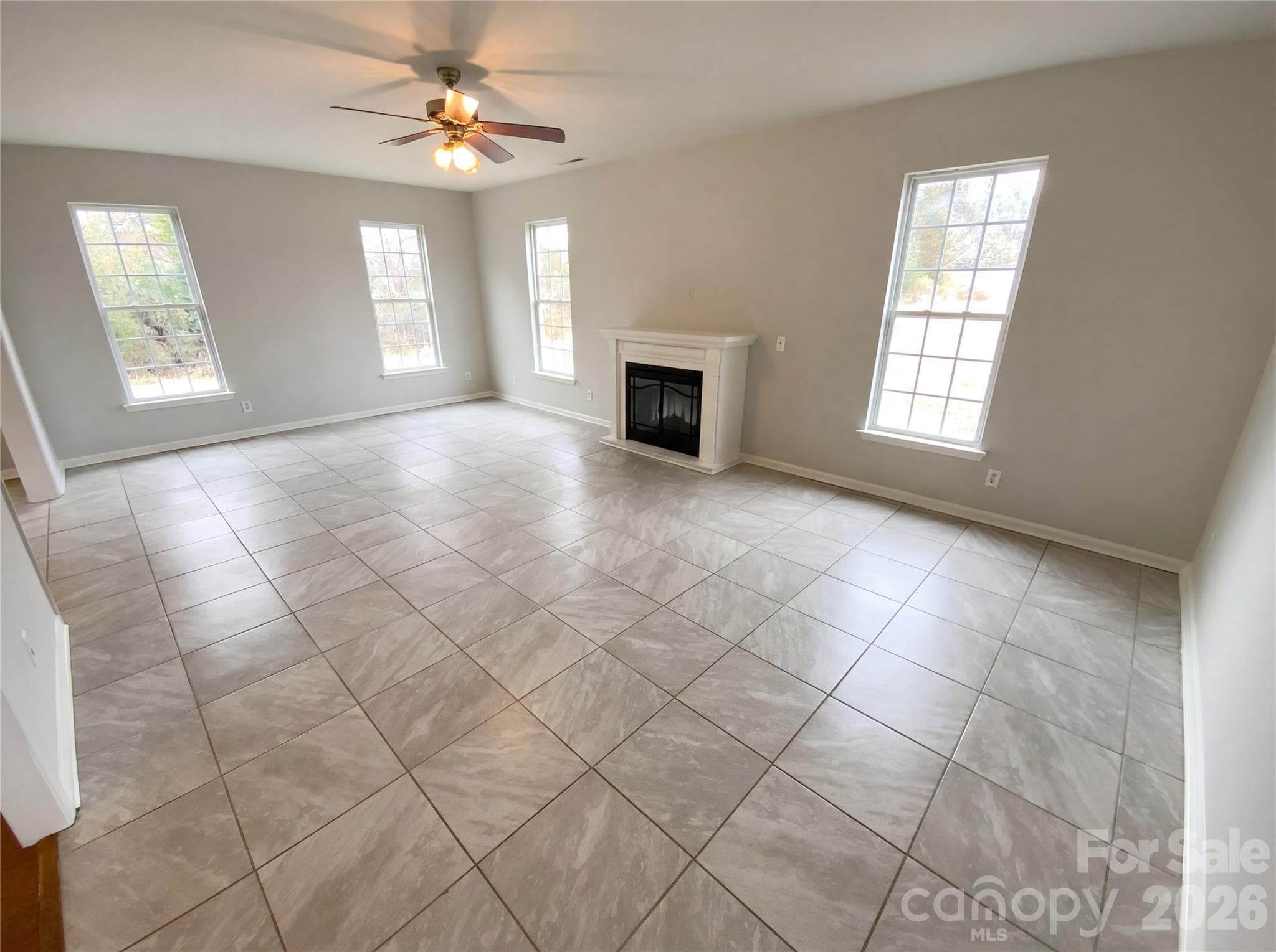 Single Family Residence at 138 Woodside Village Drive, Rock Hill, photo 5 of 17