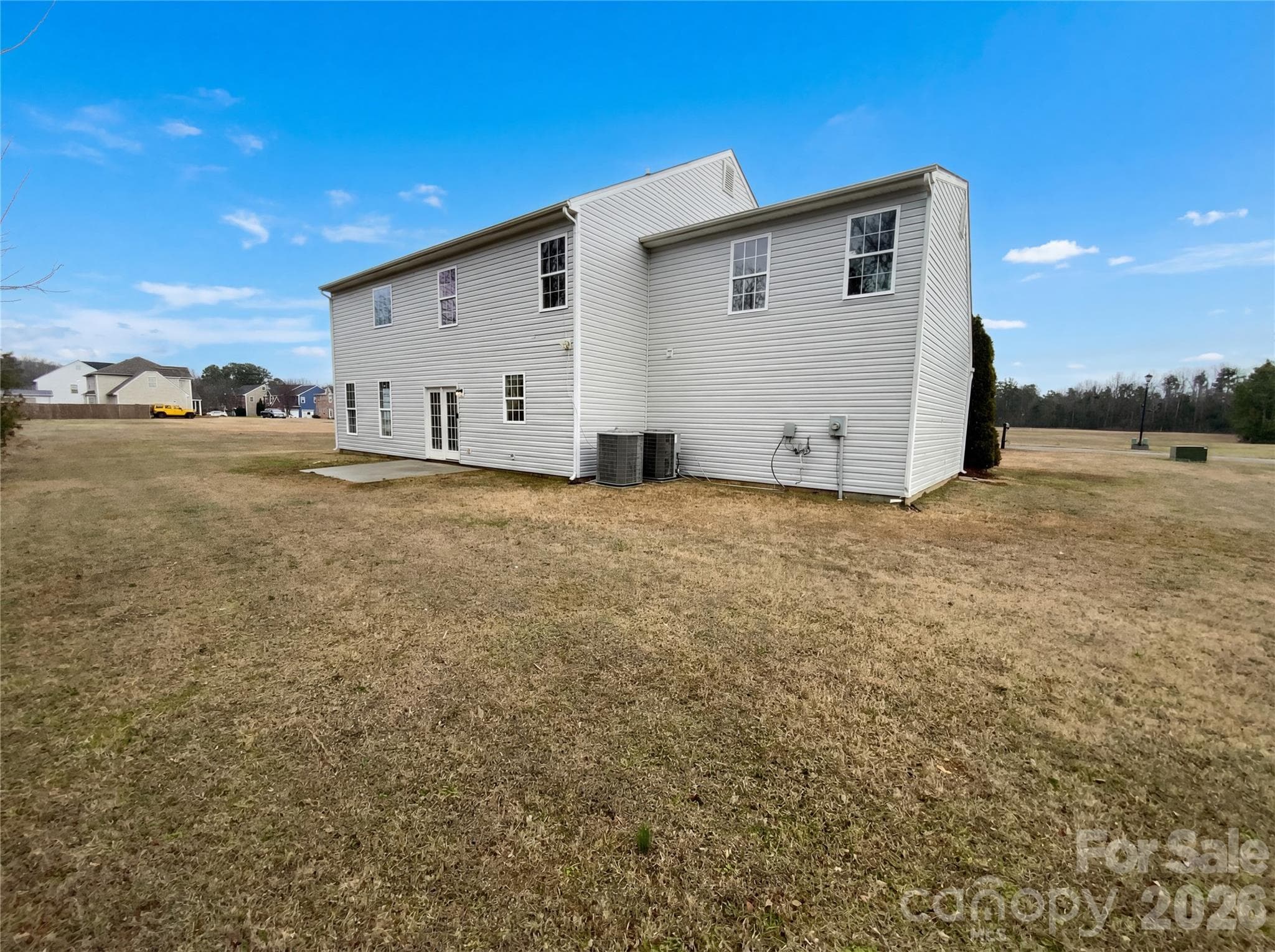 Single Family Residence at 138 Woodside Village Drive, Rock Hill, photo 17 of 17