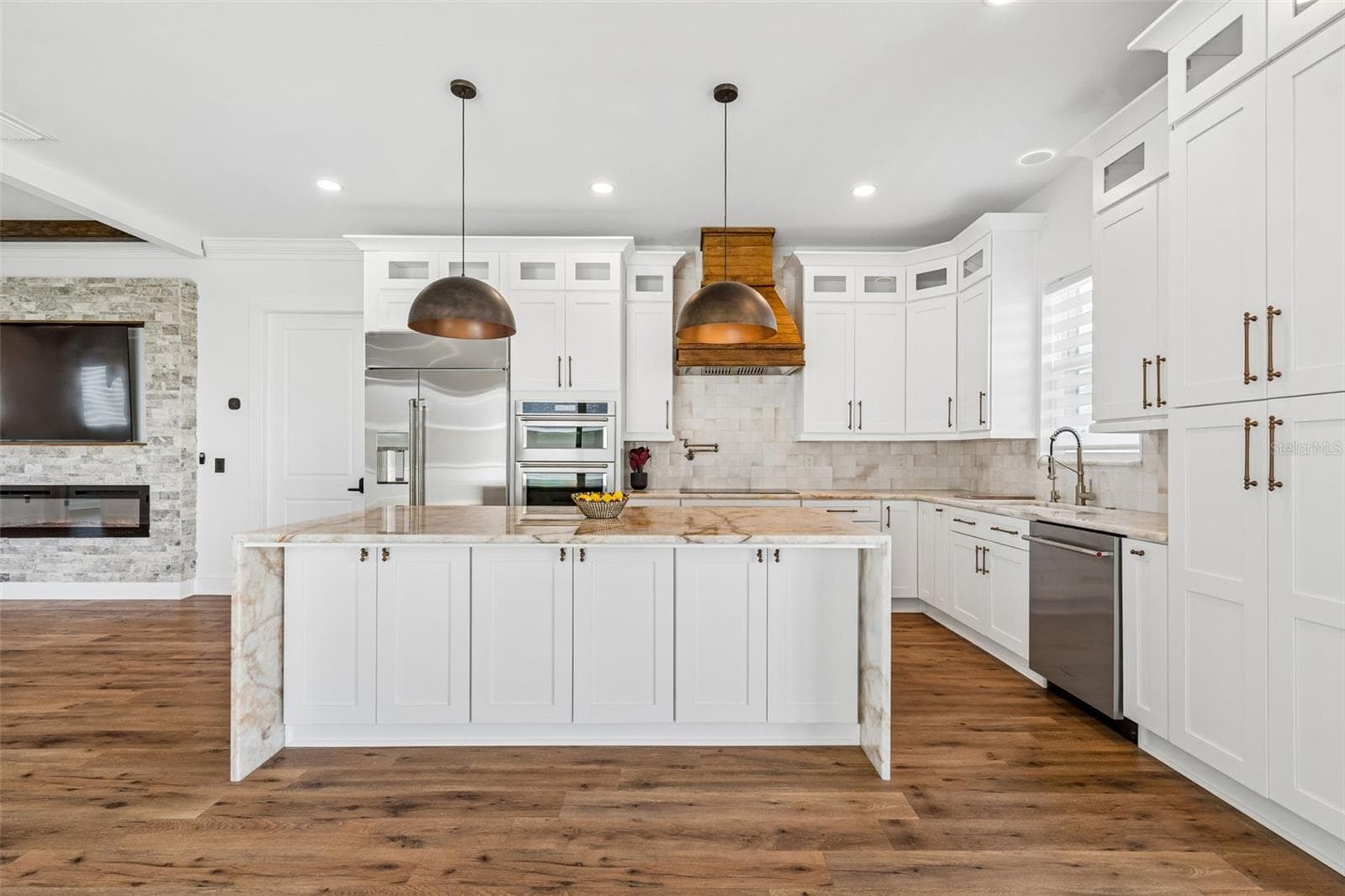 Single Family Residence at 3426 CHANNELSIDE CT, SAFETY HARBOR, photo 16 of 95