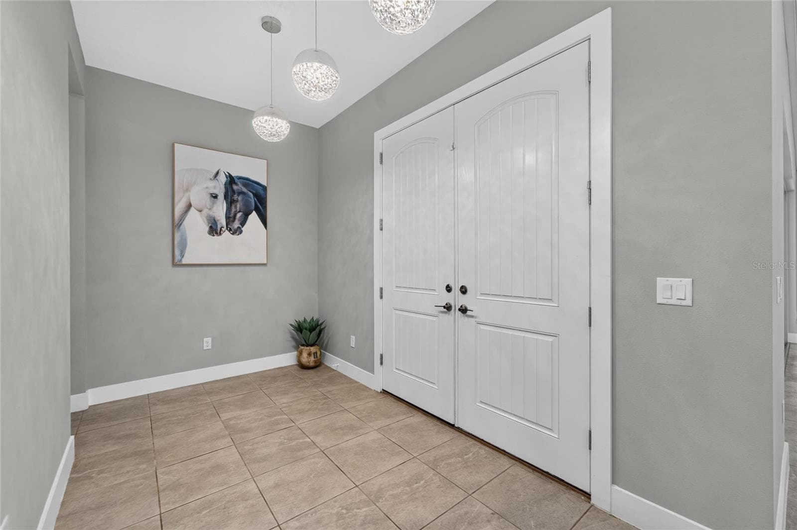 Single Family Residence at 8910 DRUMMER PLANK DR, WESLEY CHAPEL, photo 7 of 100