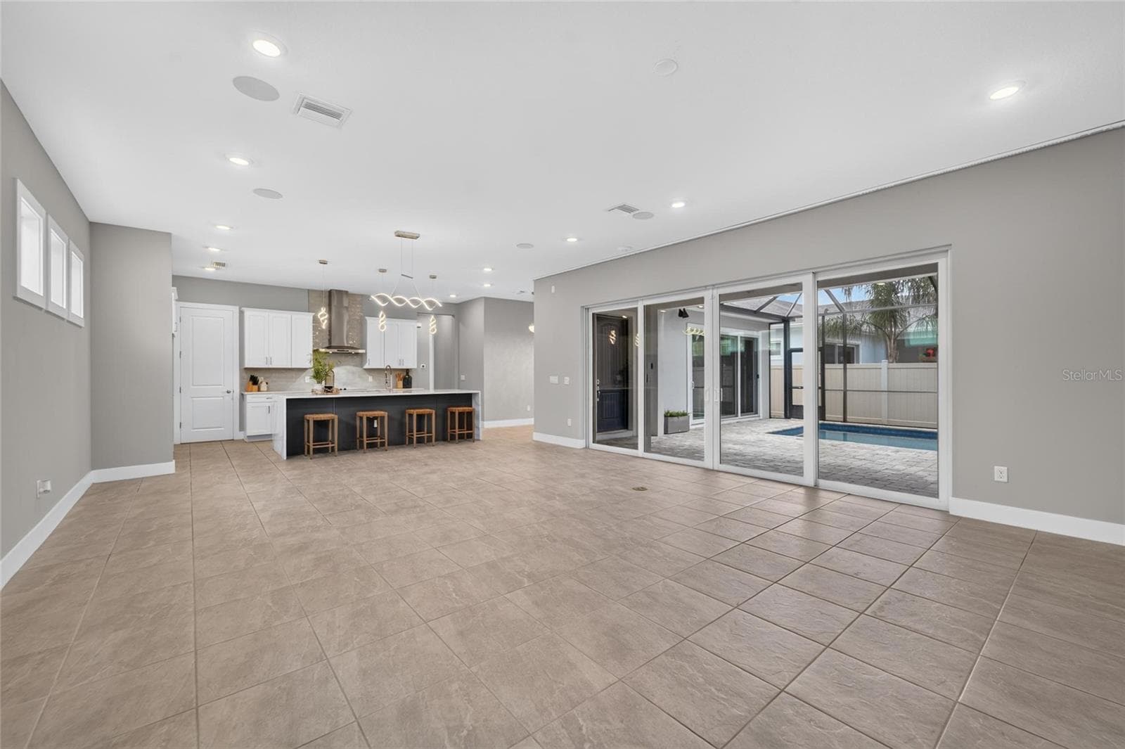 Single Family Residence at 8910 DRUMMER PLANK DR, WESLEY CHAPEL, photo 13 of 100