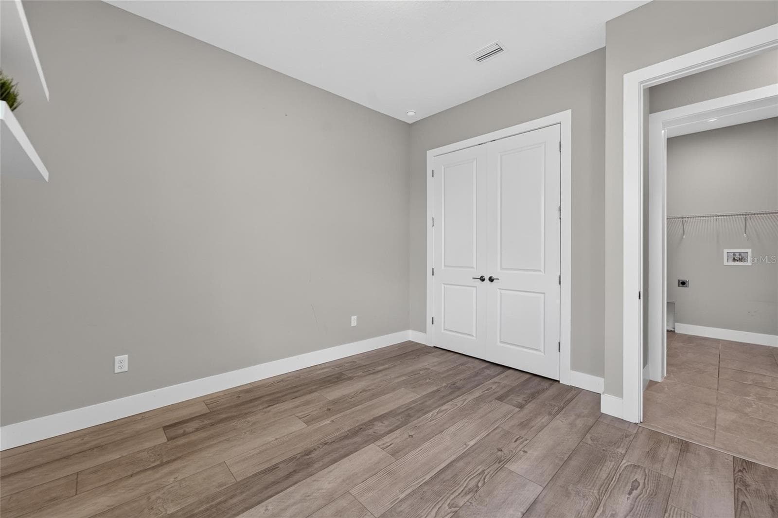 Single Family Residence at 8910 DRUMMER PLANK DR, WESLEY CHAPEL, photo 37 of 100
