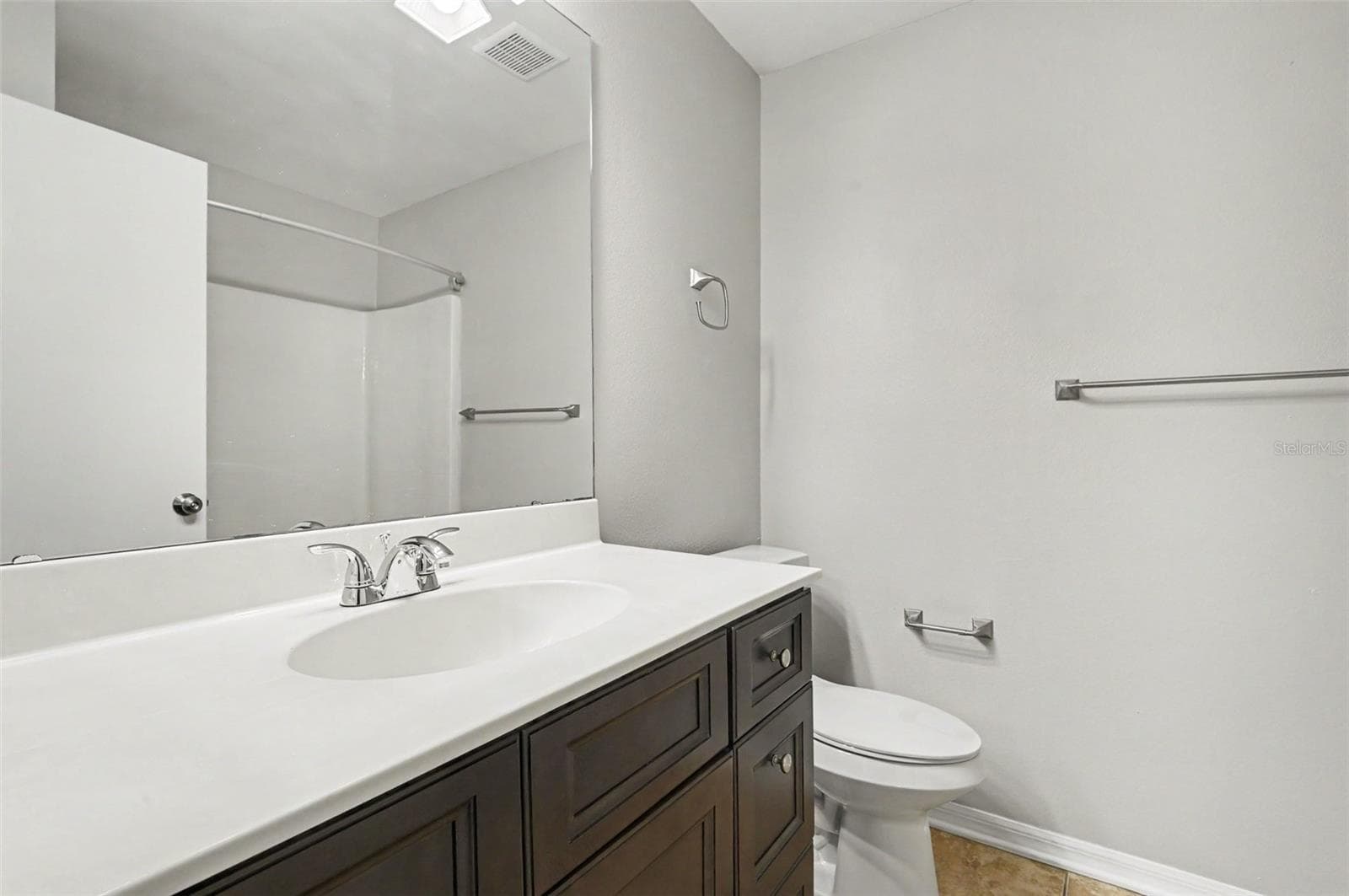 Single Family Residence at 5655 NEW CAMBRIDGE RD, ORLANDO, photo 17 of 19