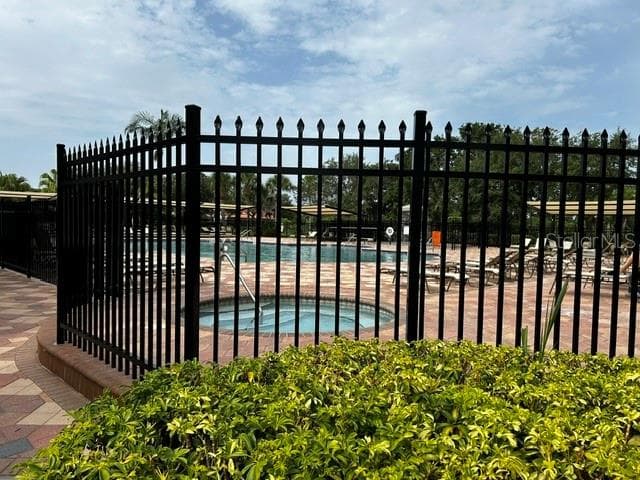 Spa - 8964 STONE HARBOUR LOOP, BRADENTON