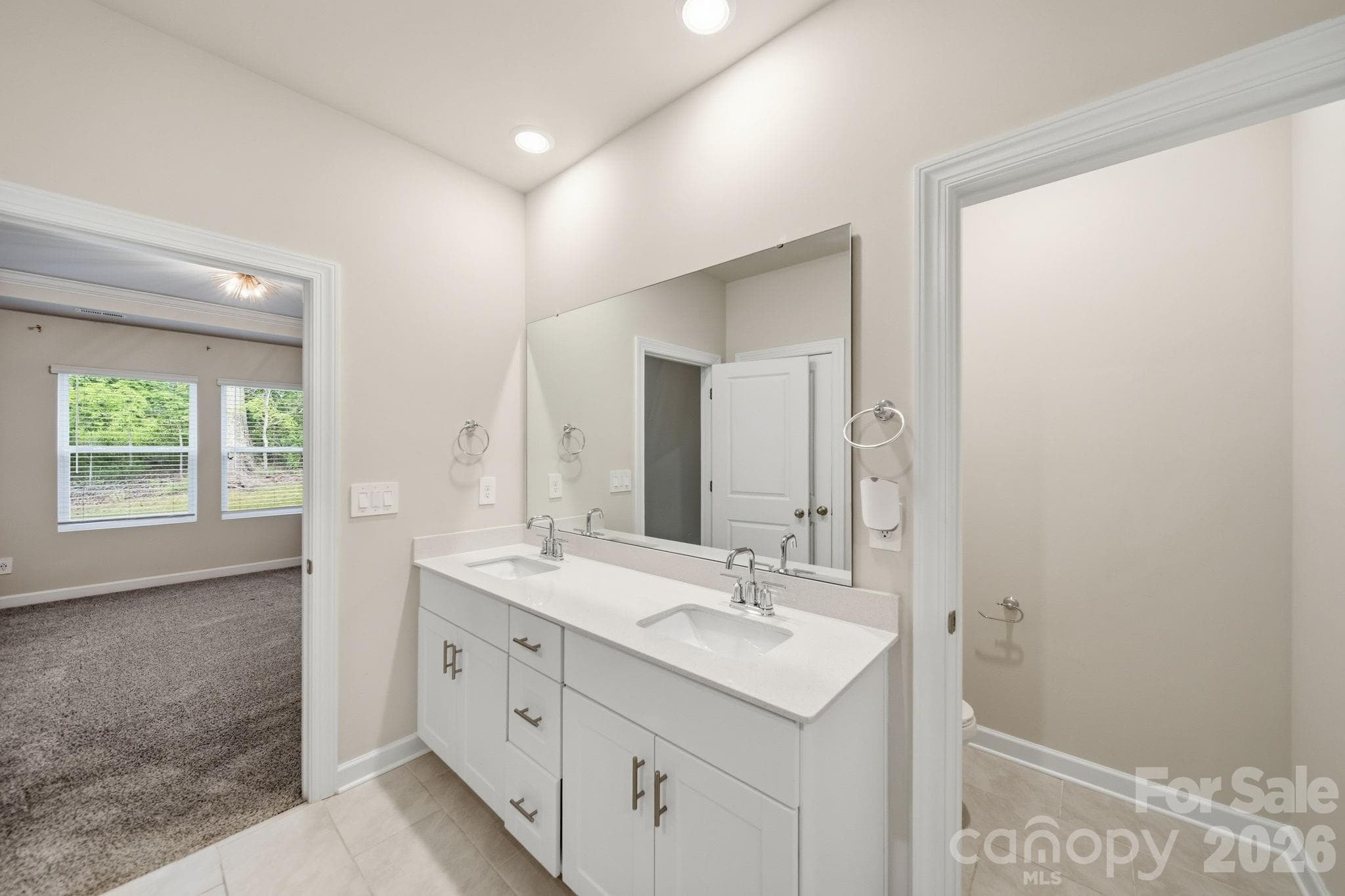 Single Family Residence at 6220 Barcelona Way, Charlotte, photo 12 of 31