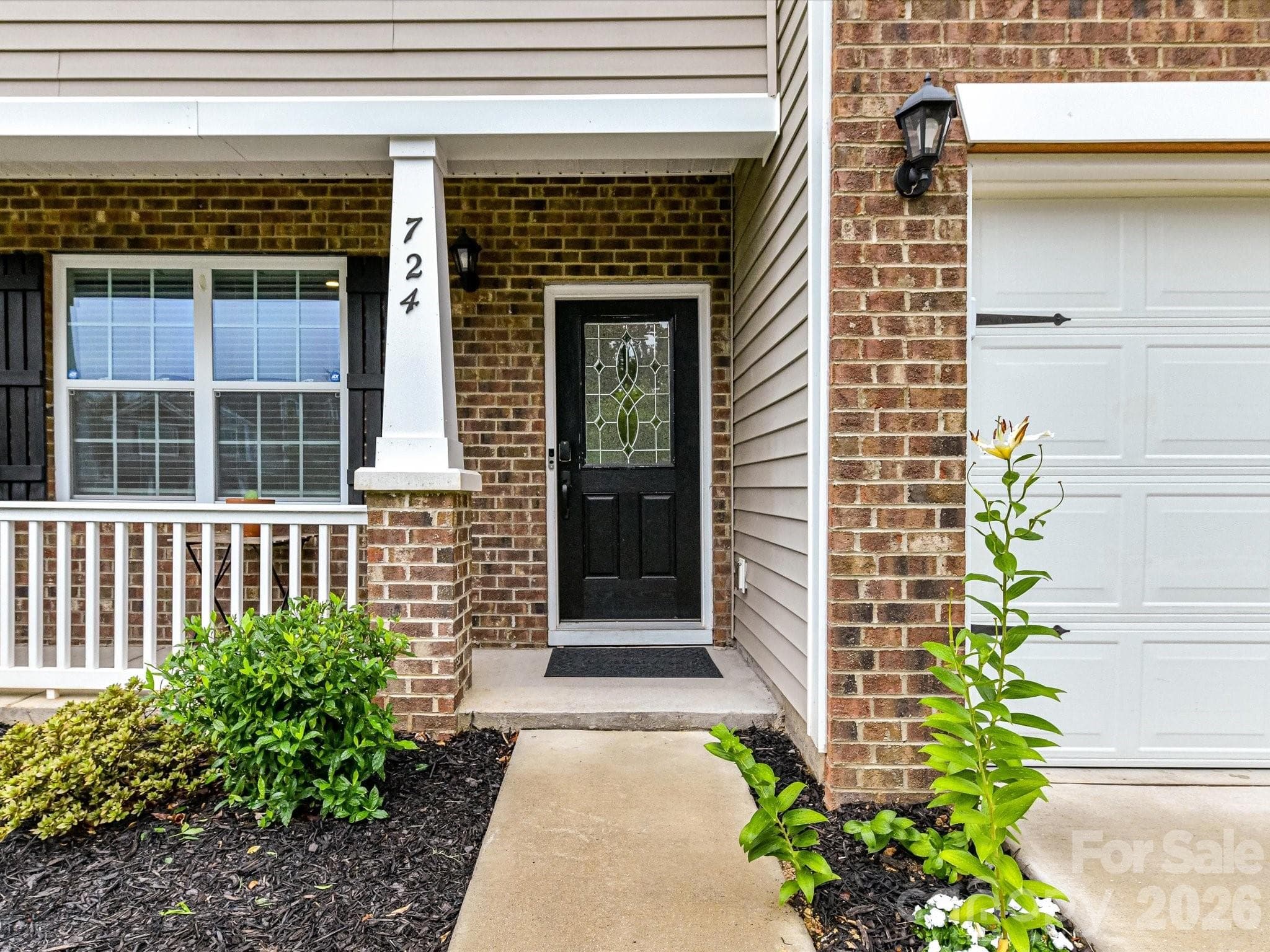 Single Family Residence at 724 Larmore Avenue, Charlotte, photo 4 of 47
