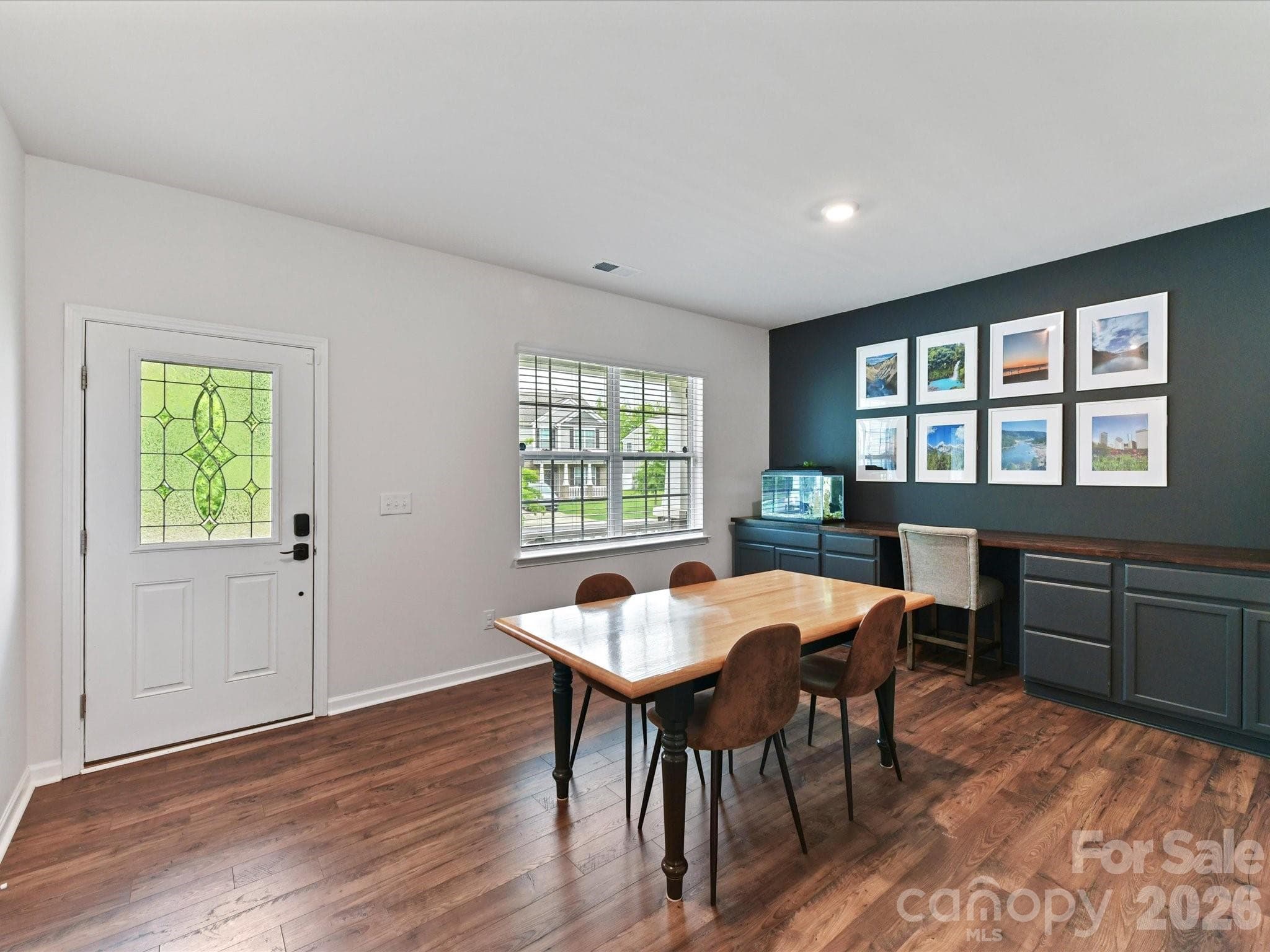 Single Family Residence at 724 Larmore Avenue, Charlotte, photo 7 of 47
