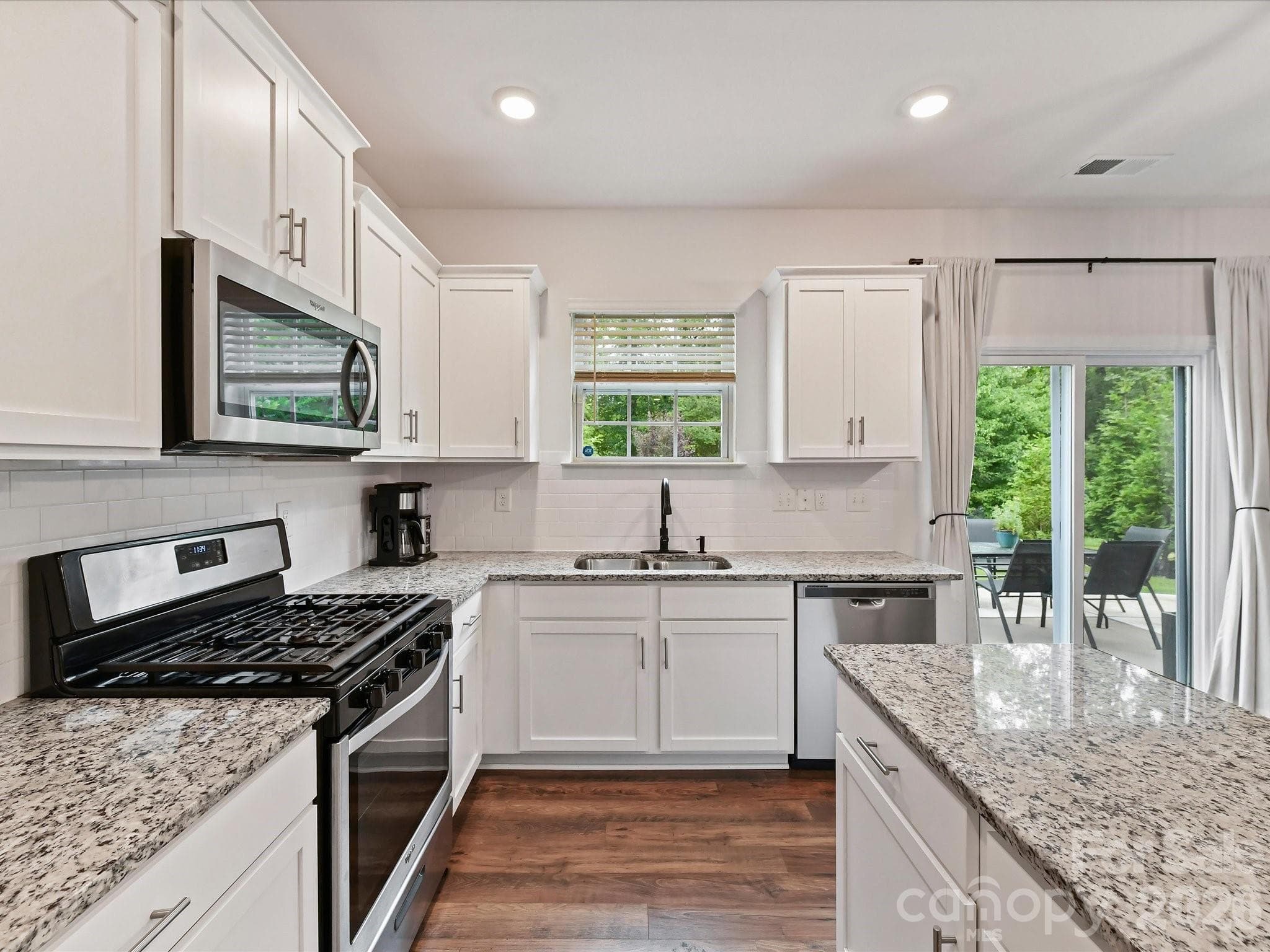 Single Family Residence at 724 Larmore Avenue, Charlotte, photo 13 of 47