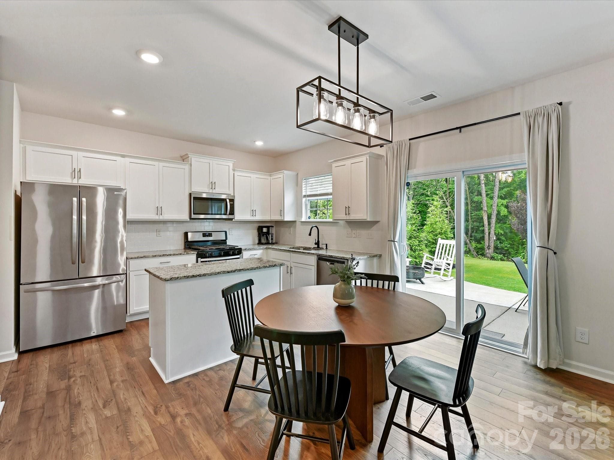 Single Family Residence at 724 Larmore Avenue, Charlotte, photo 14 of 47