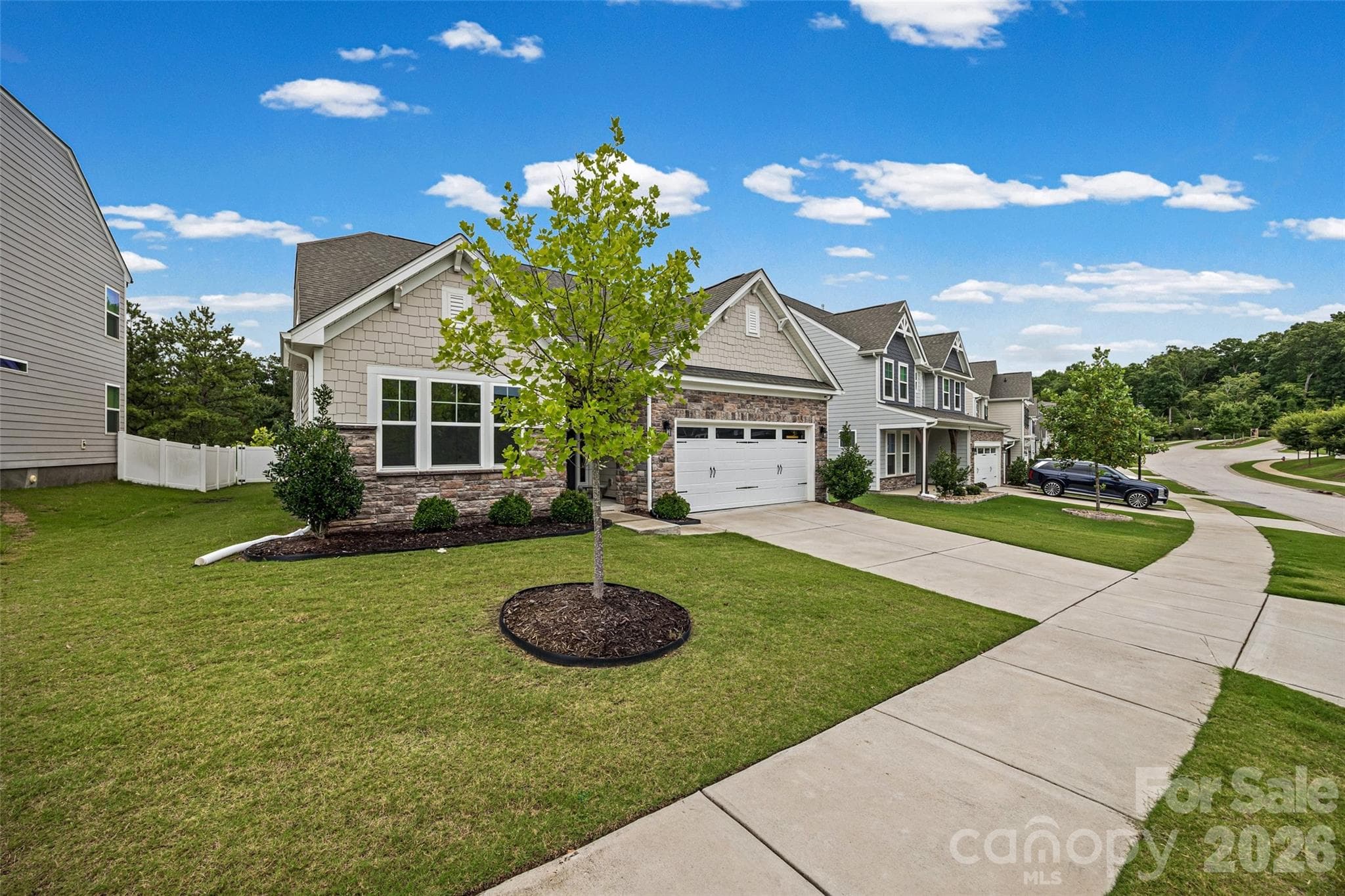 Single Family Residence at 4048 Clapton Drive, Lancaster, photo 4 of 47