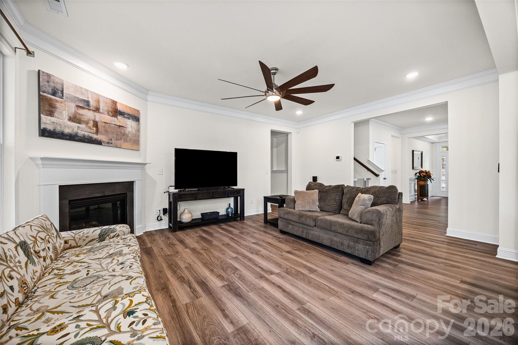 Single Family Residence at 4048 Clapton Drive, Lancaster, photo 7 of 47