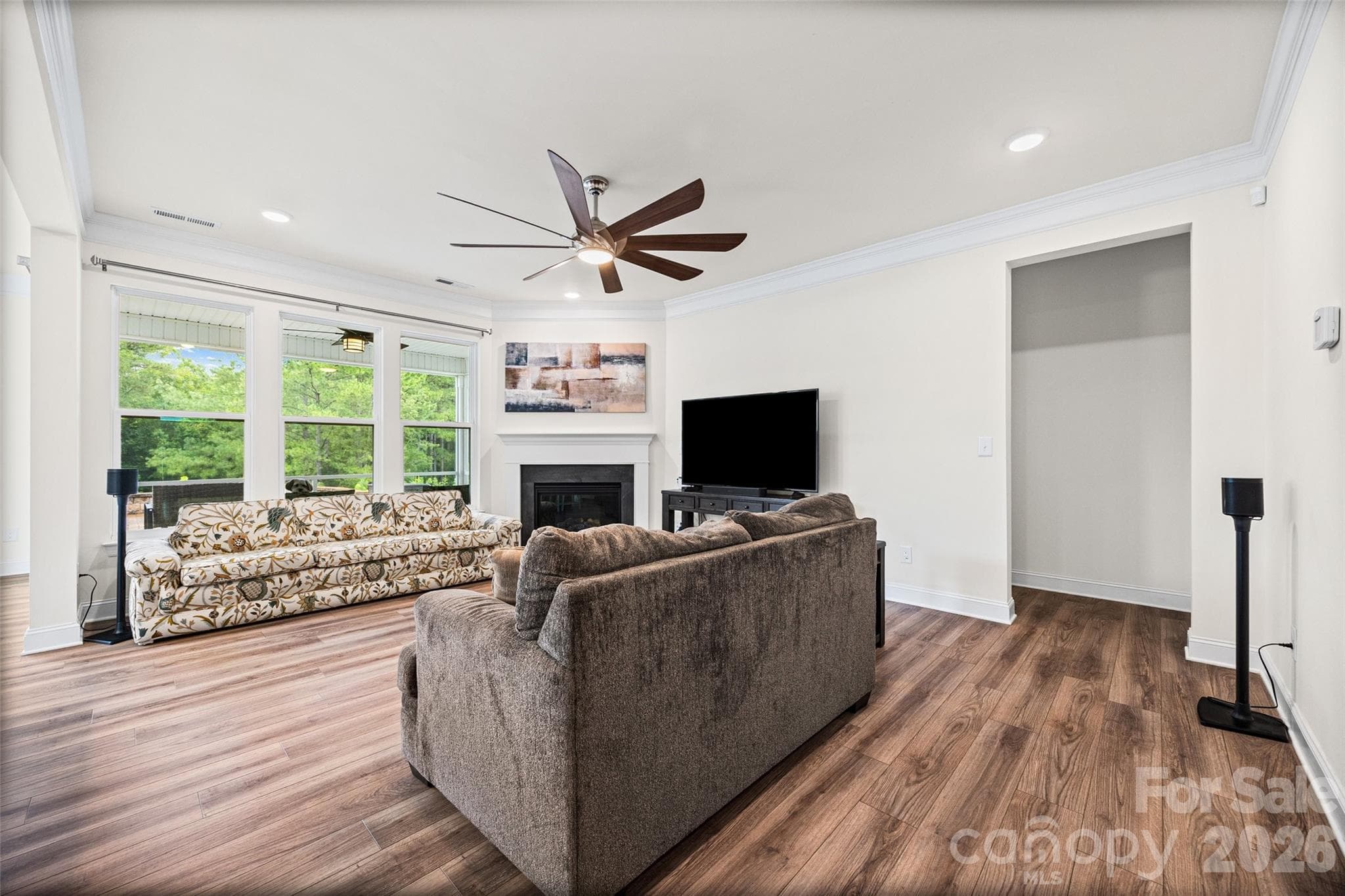 Single Family Residence at 4048 Clapton Drive, Lancaster, photo 8 of 47