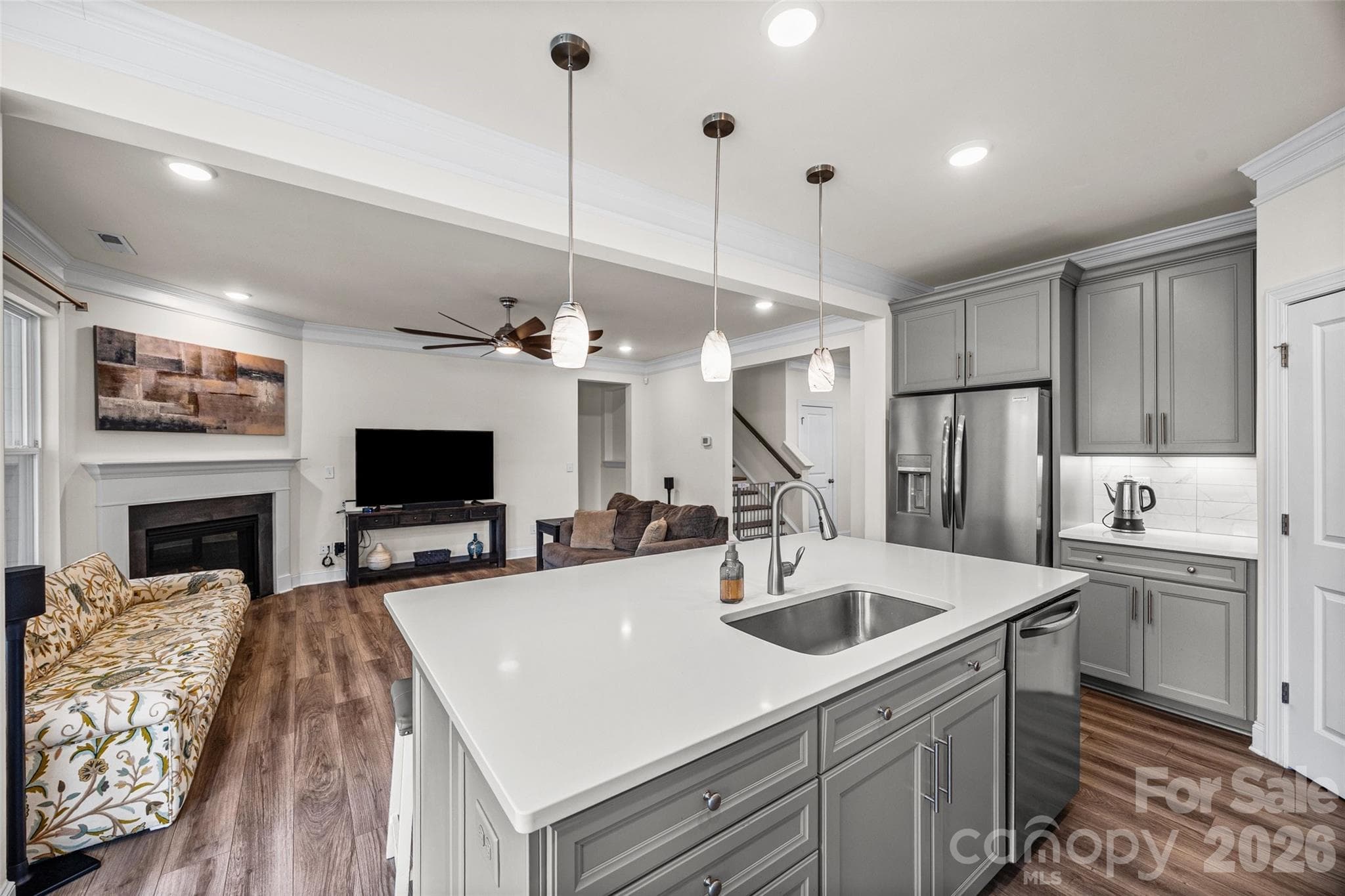 Single Family Residence at 4048 Clapton Drive, Lancaster, photo 11 of 47