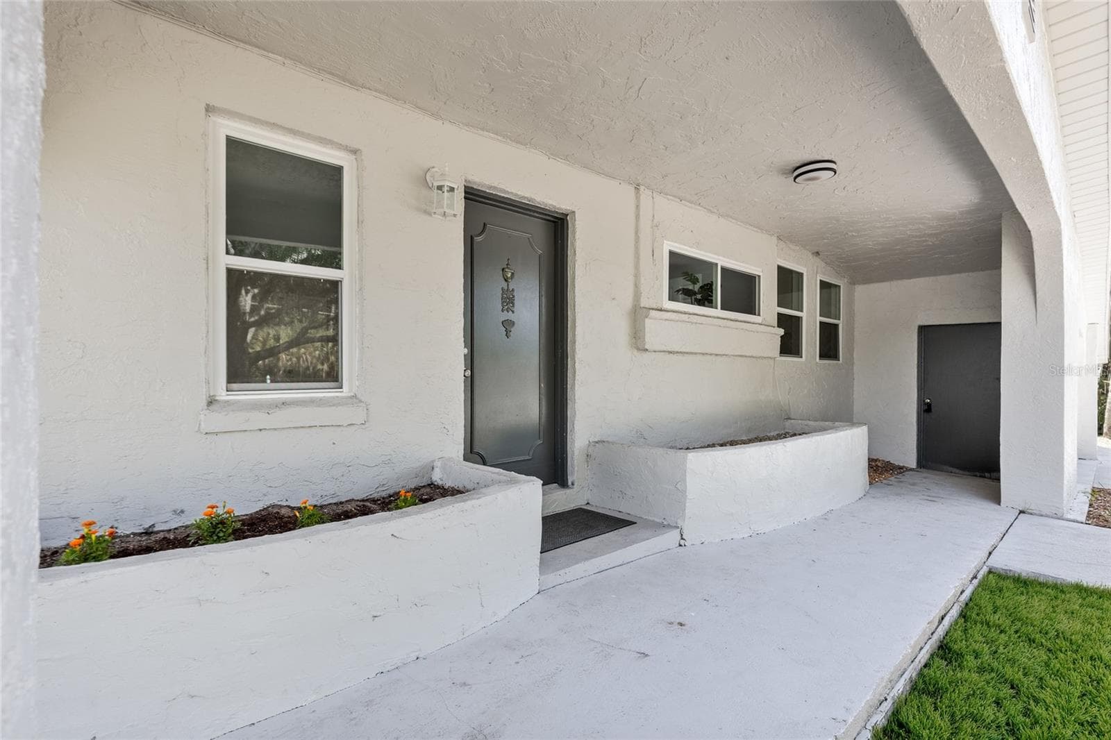 Single Family Residence at 1375 LAKE DR, CASSELBERRY, photo 3 of 43