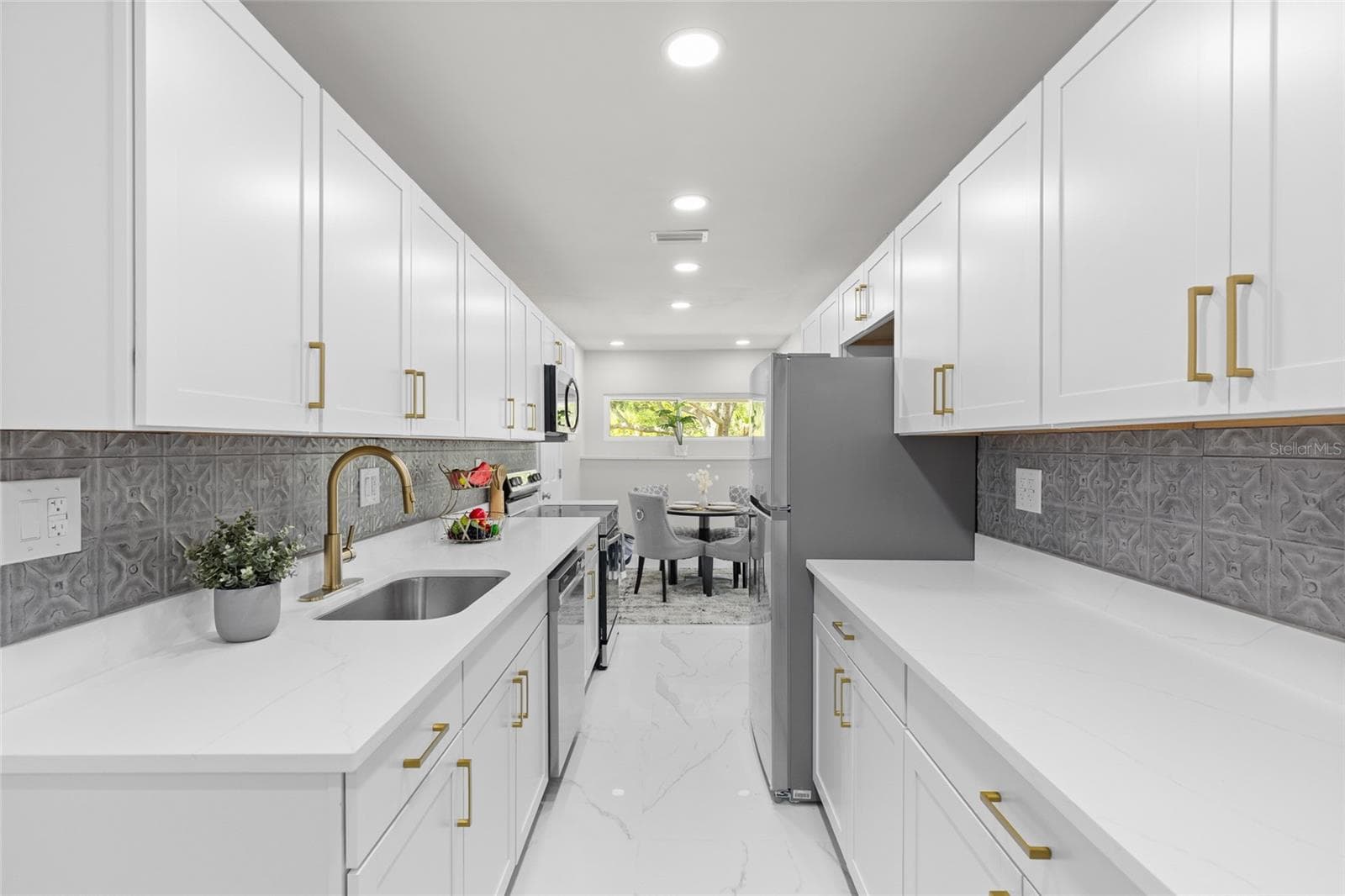 Single Family Residence at 1375 LAKE DR, CASSELBERRY, photo 12 of 43