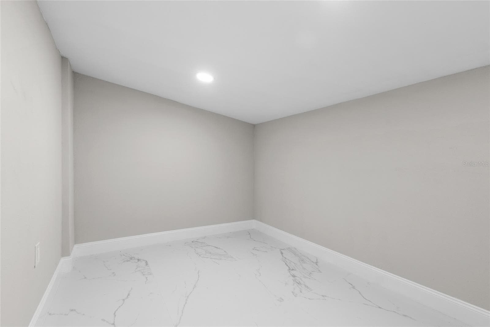 Single Family Residence at 1375 LAKE DR, CASSELBERRY, photo 27 of 43