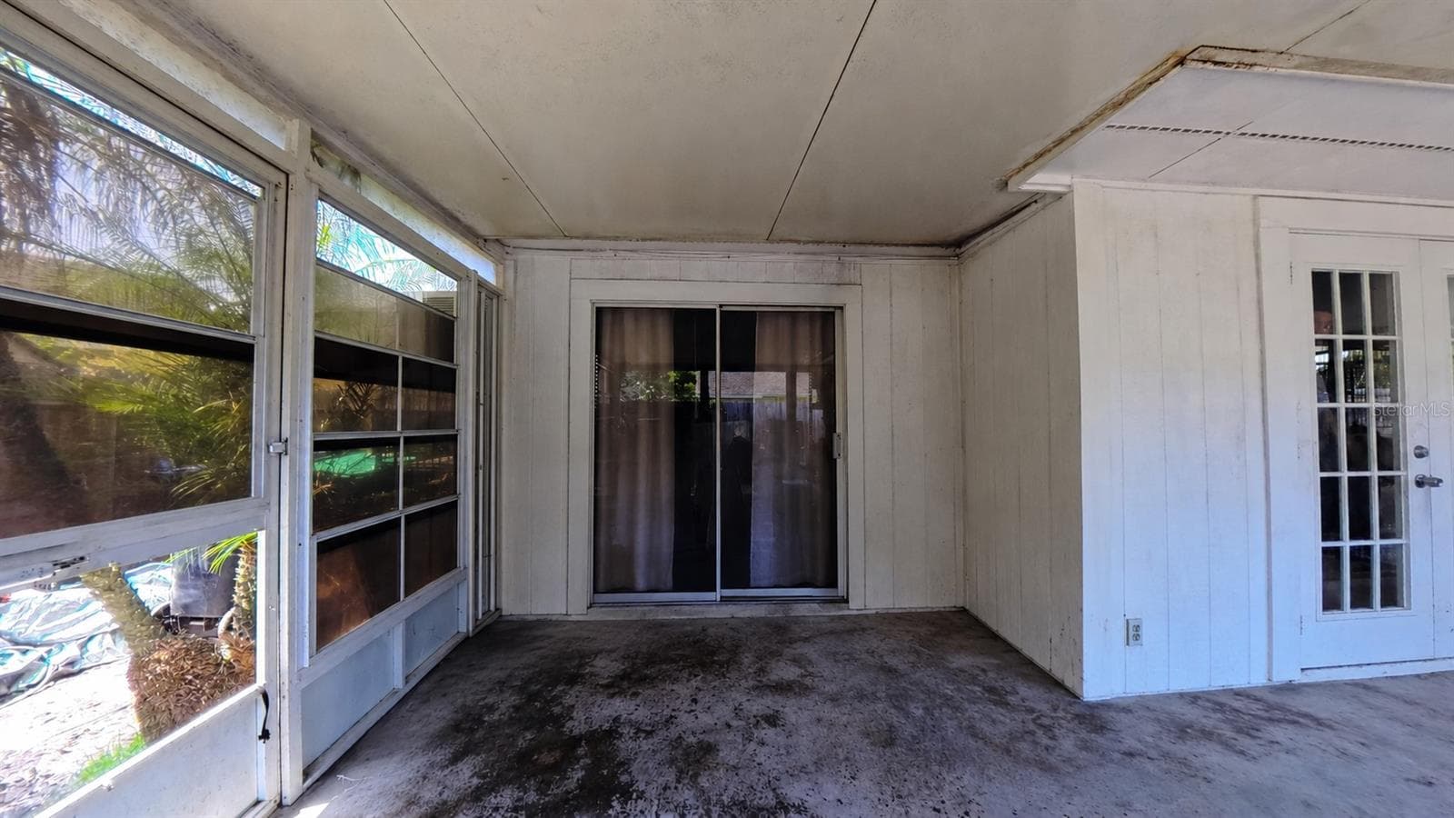 Rear exterior, additional angle - 257 CLEMENS CT, ORLANDO
