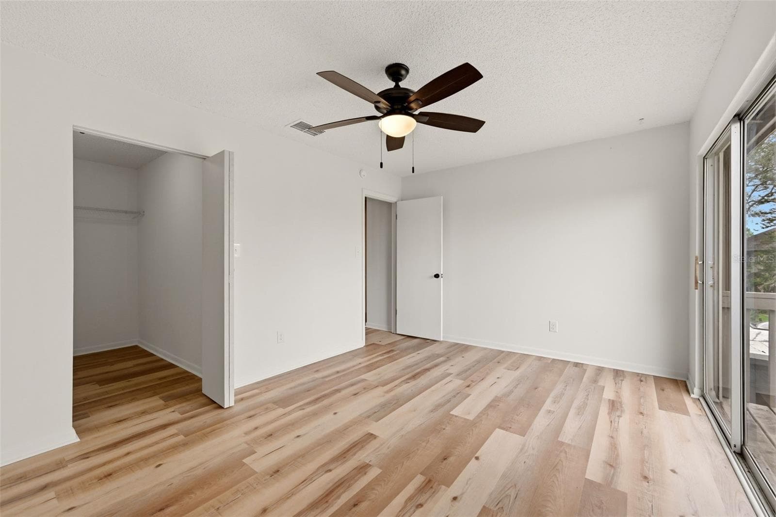 Condominium at 7906 TANGERINE DR, TAMPA, photo 8 of 23