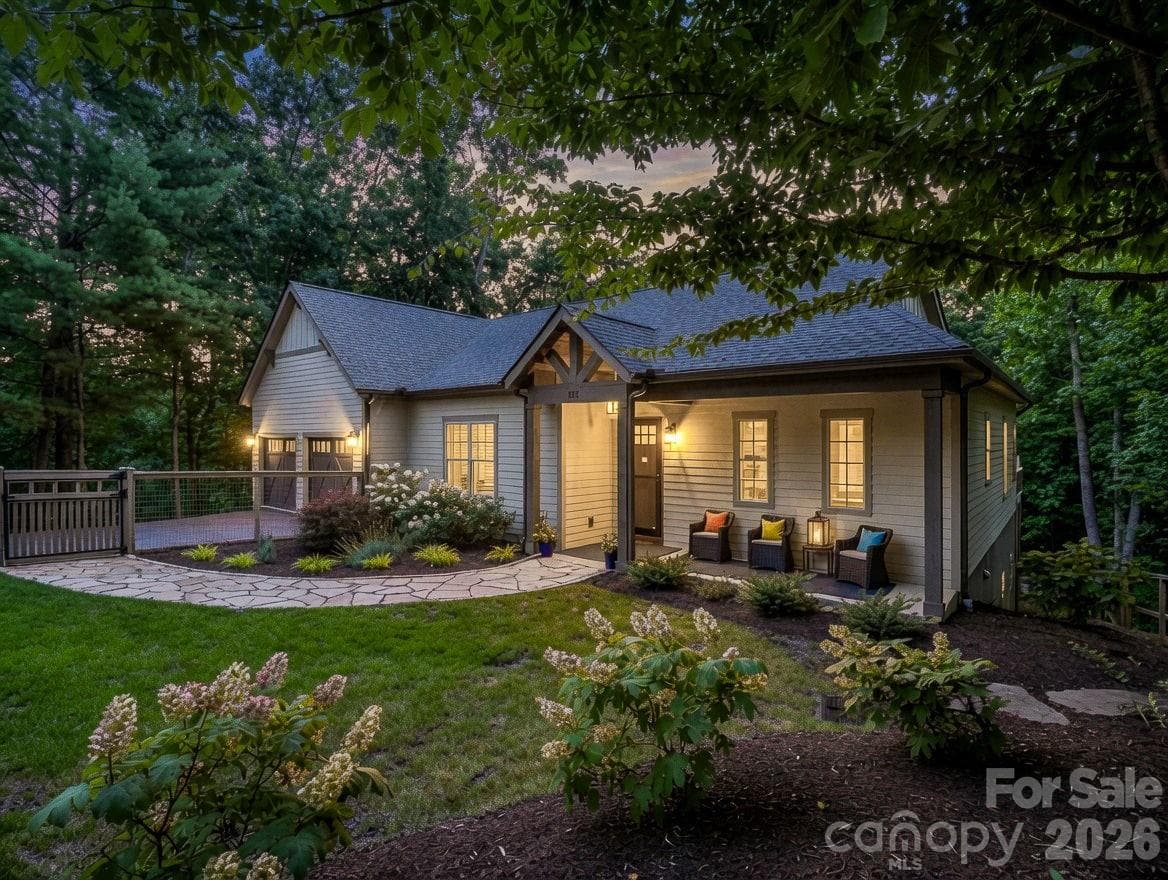 Single Family Residence at 122 Cisco Road, Asheville, photo 3 of 40