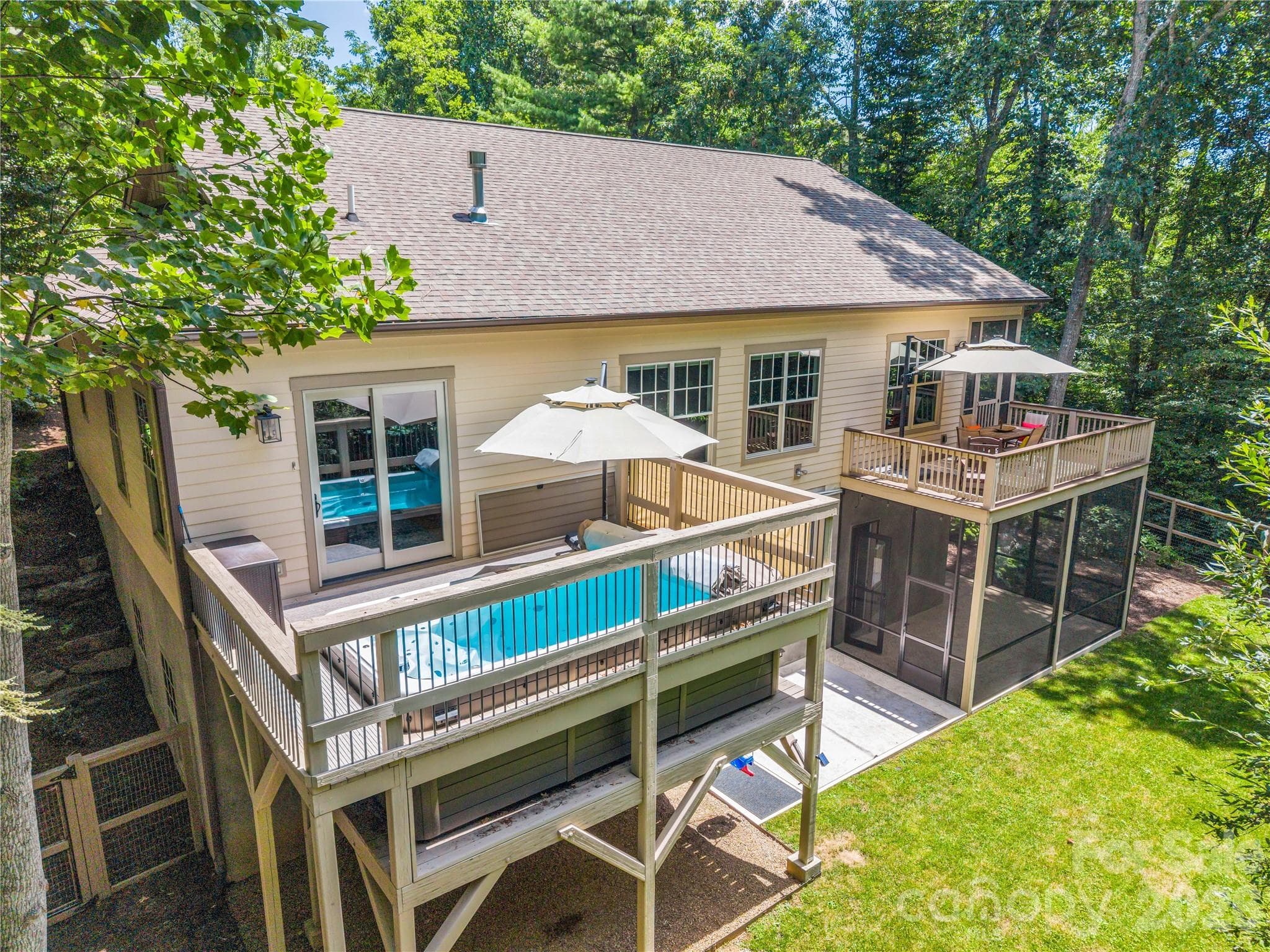 Plenty of outdoor space - 122 Cisco Road, Asheville