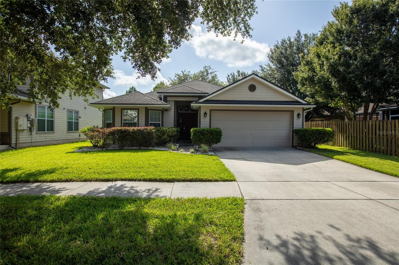 8123 NW 51ST DR