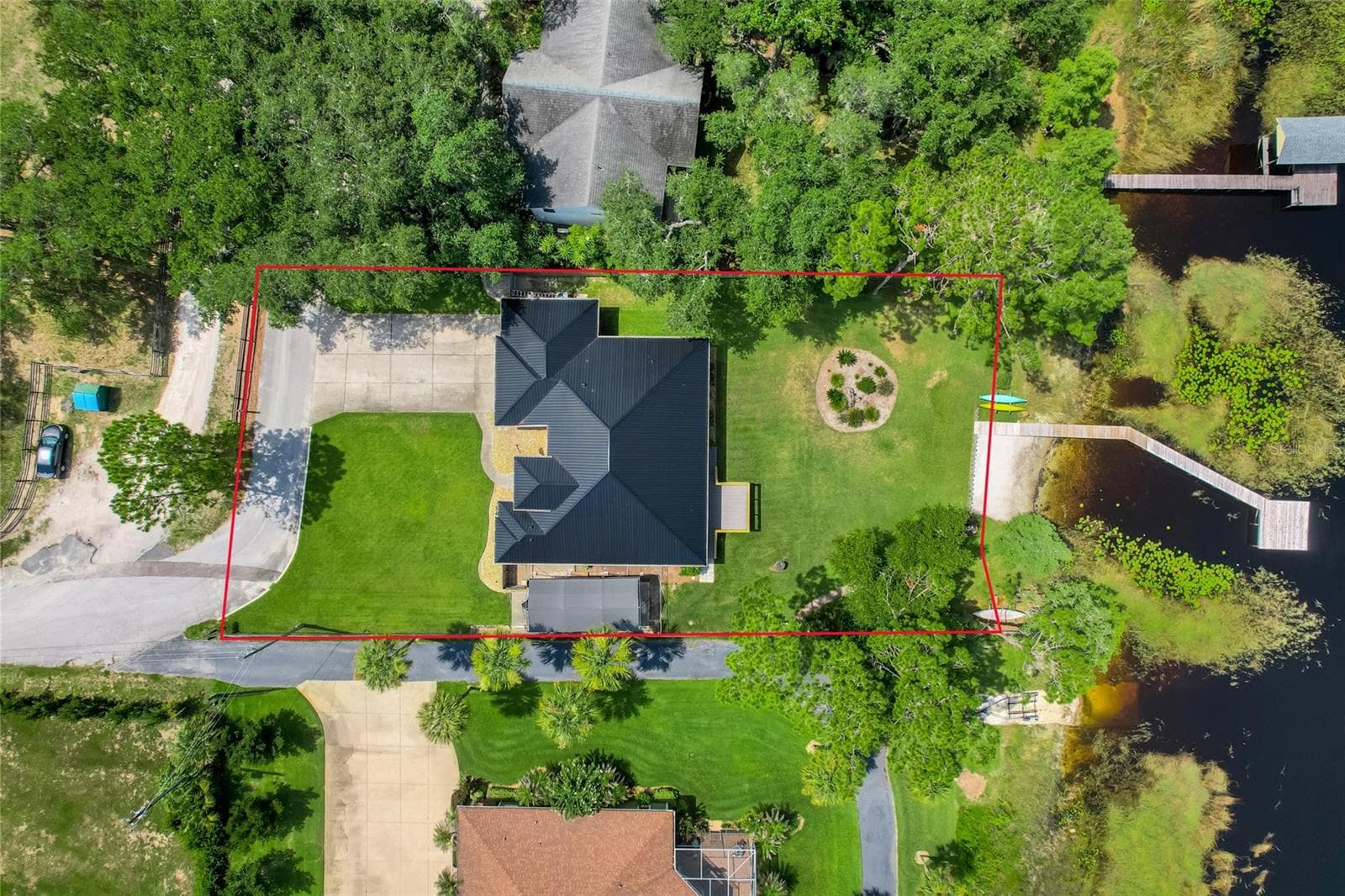 Single Family Residence at 18233 ROSE ST, GROVELAND, photo 6 of 60