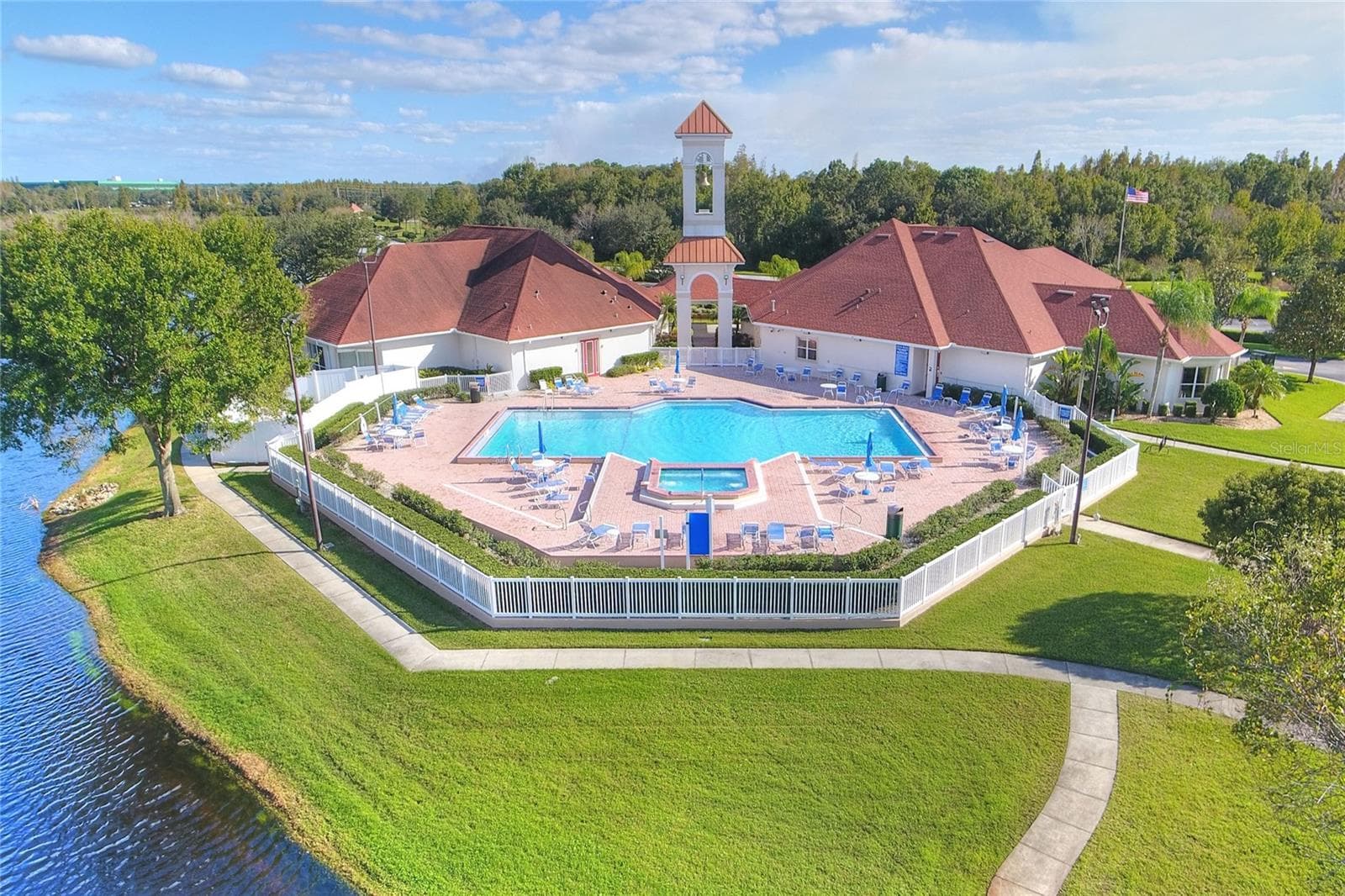 Condominium at 3933 SERENADE LN, LAKELAND, photo 48 of 76