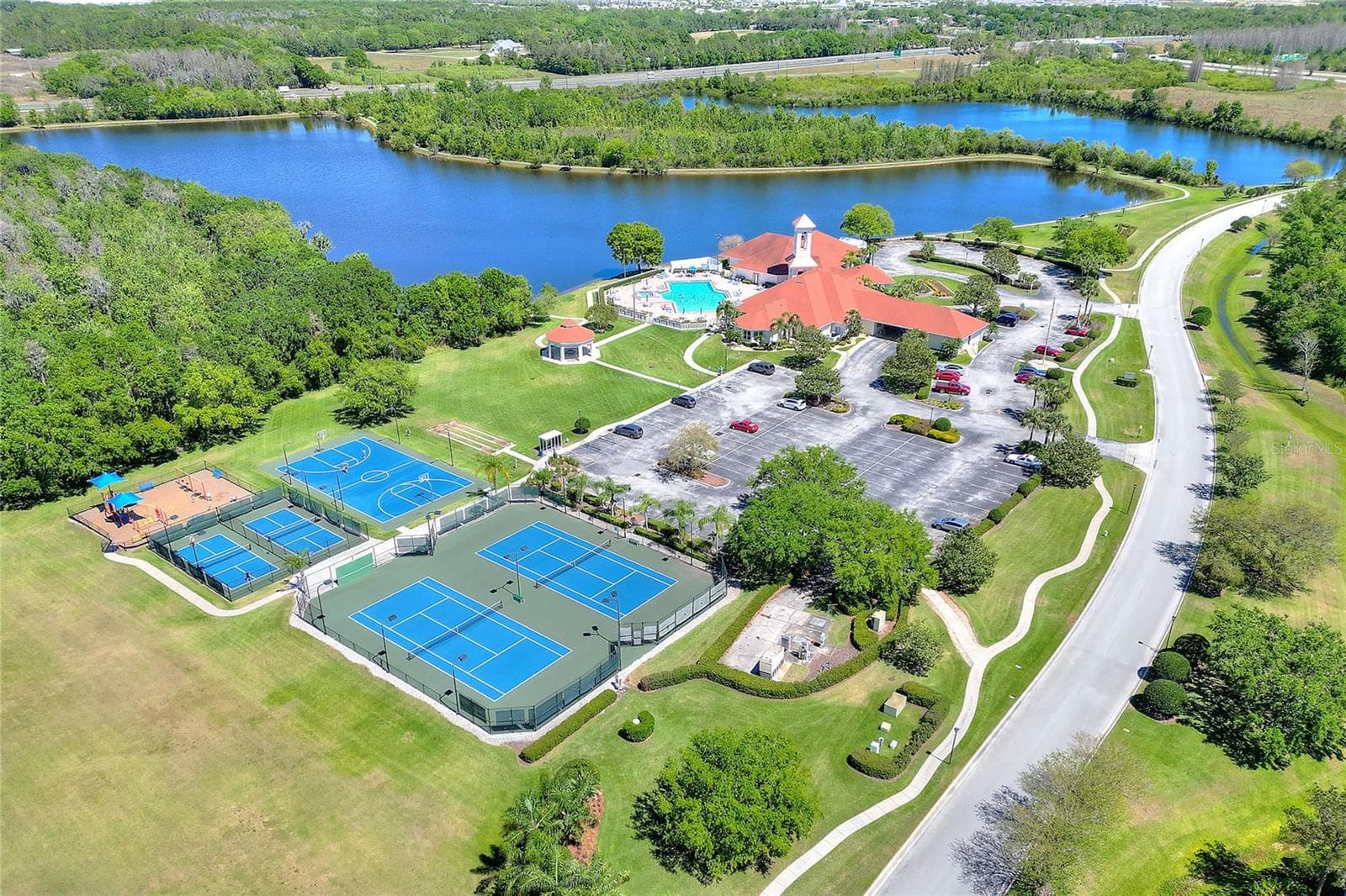 Condominium at 3933 SERENADE LN, LAKELAND, photo 53 of 76
