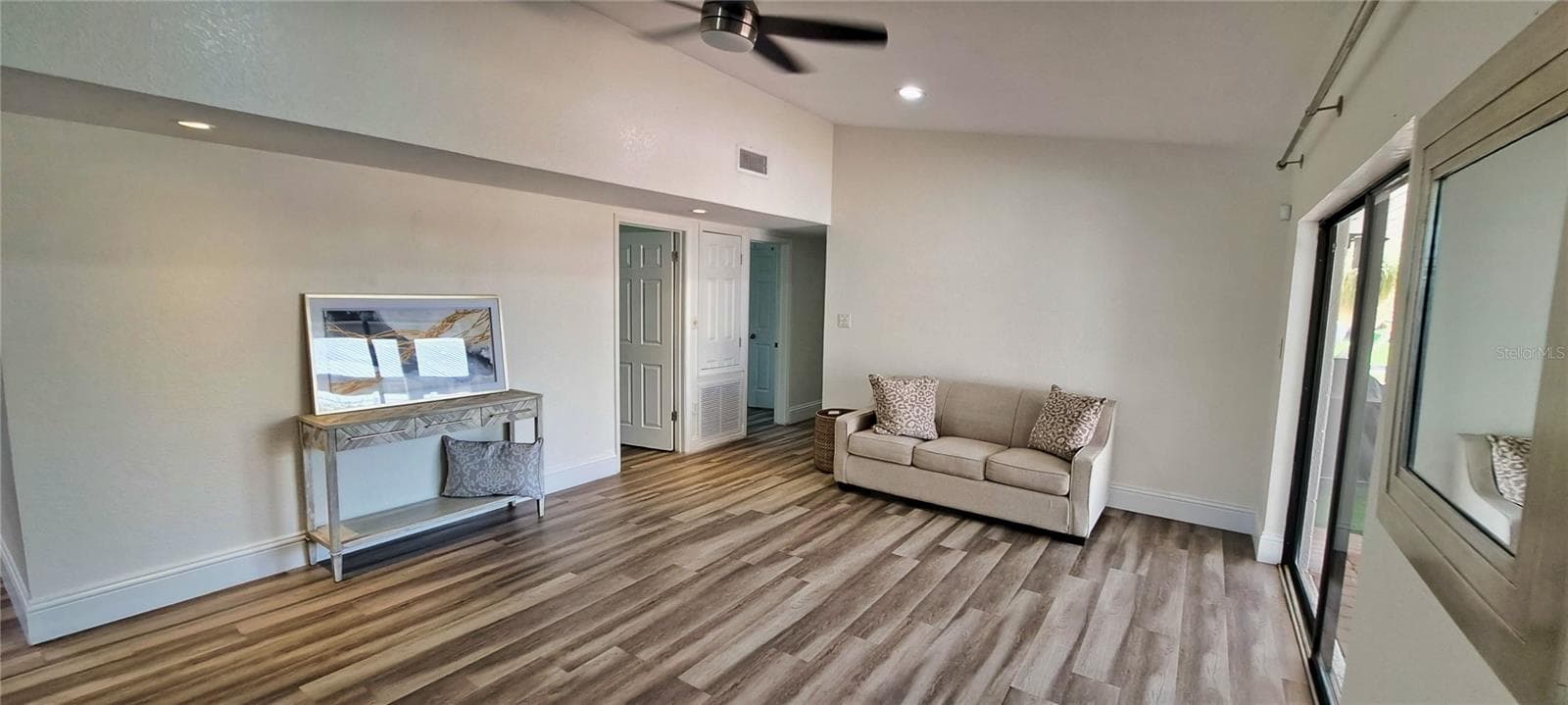 Single Family Residence at 2400 LAUDERDALE CT, ORLANDO, photo 19 of 39