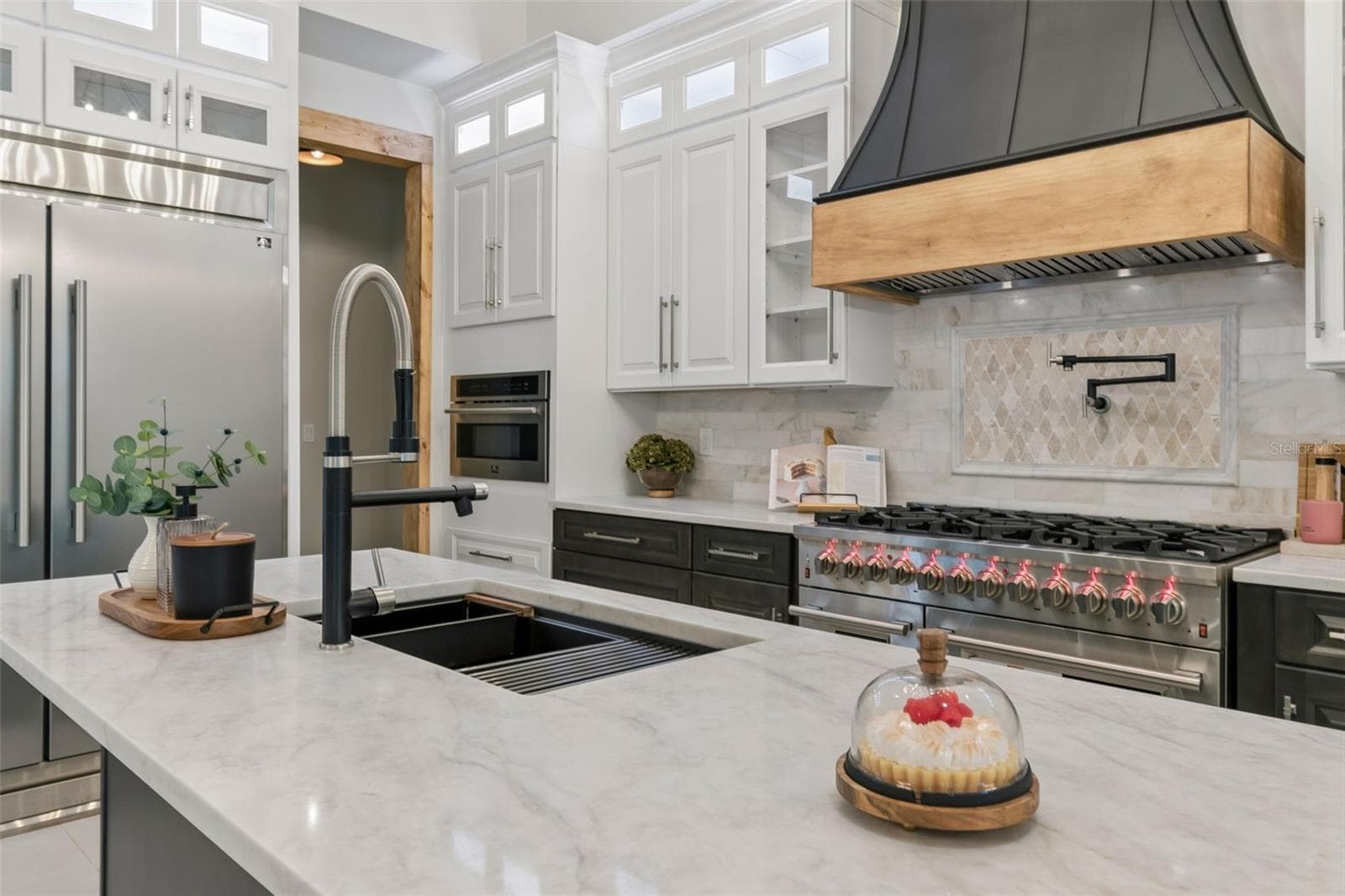 Kitchen - 19913 MOORGATE ST, ORLANDO