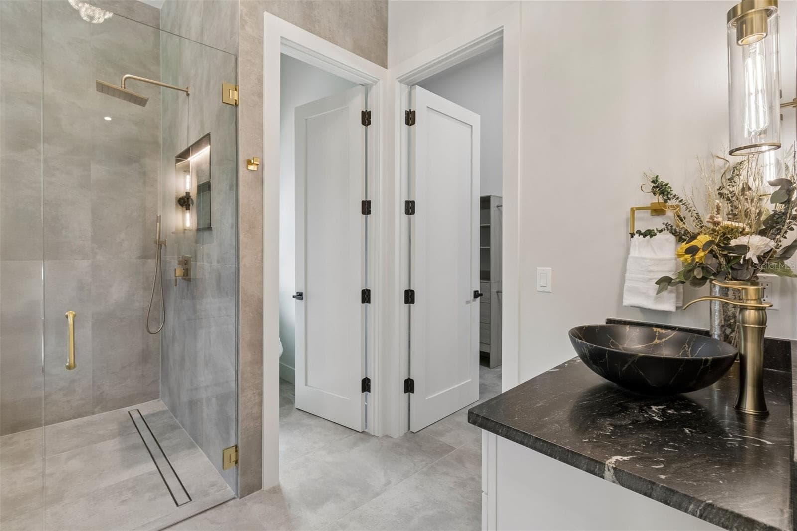 Master Bath - 19913 MOORGATE ST, ORLANDO