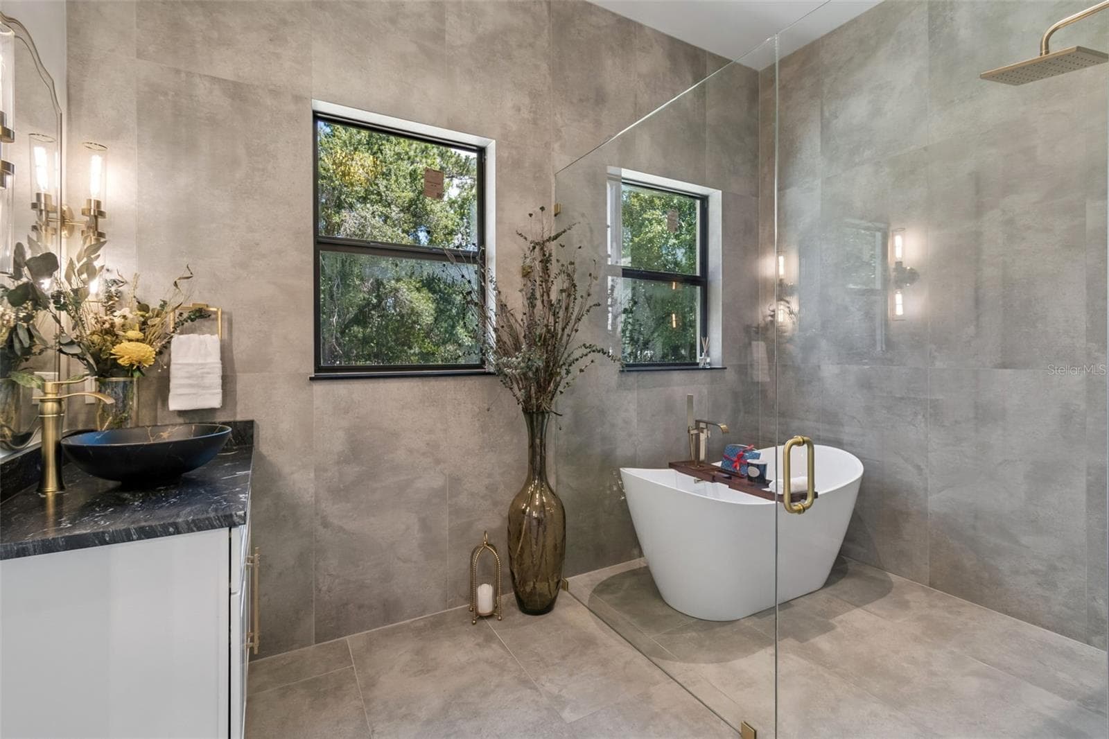 Master Bath - 19913 MOORGATE ST, ORLANDO