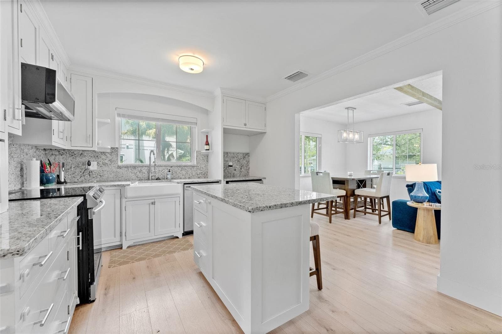 Single Family Residence at 802 W CORAL ST, TAMPA, photo 16 of 58